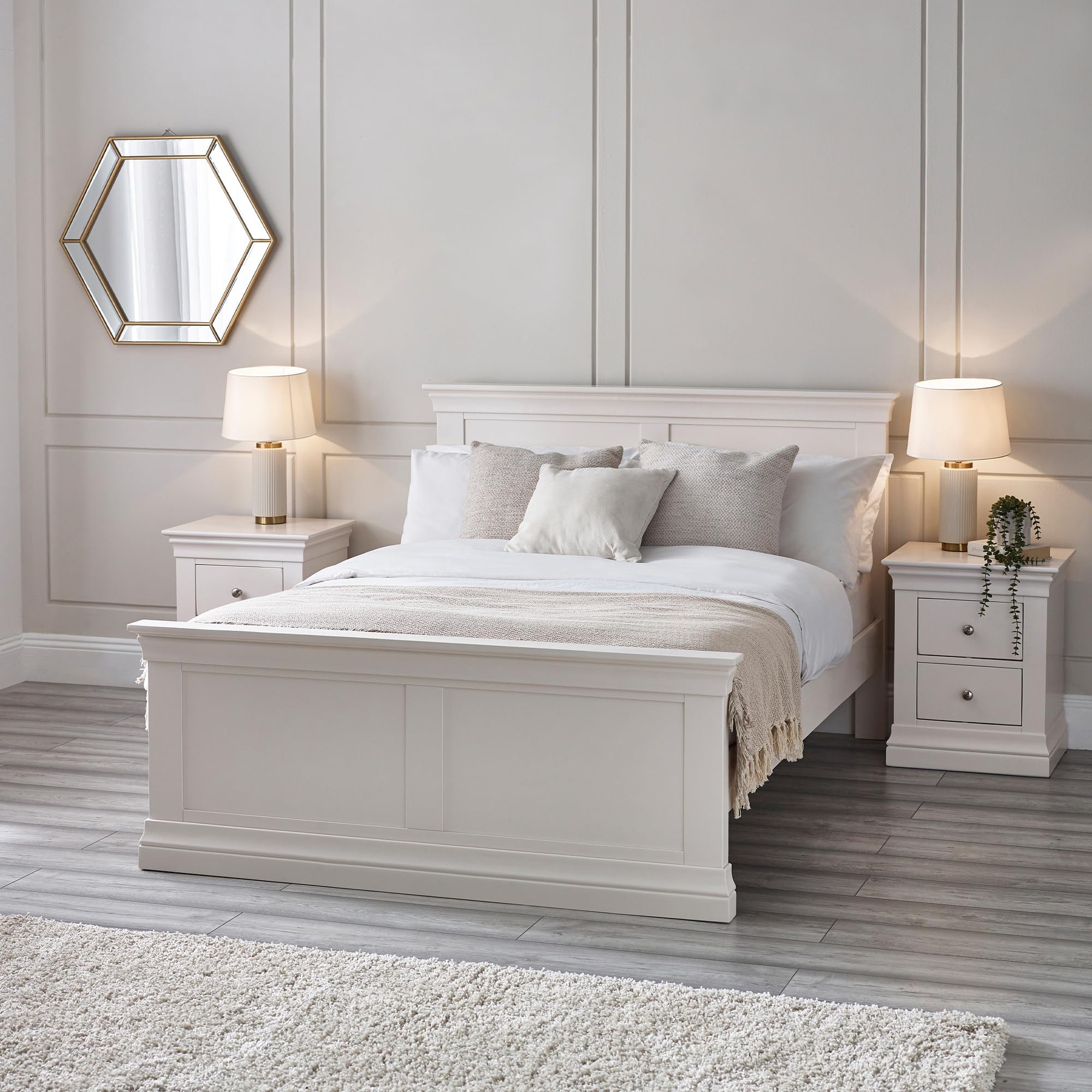 Julian Bowen Clermont Surf White King Bed