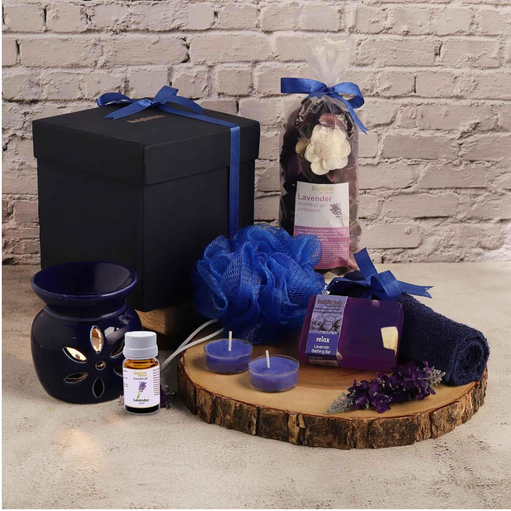 Lavender Soap Spa Gift Set for Women & Men – 7 Pcs Bath & Body Care Kit with Spa Accessories | Vegan Luxury Gift Box for Birthdays, Anniversaries, Weddings, Valentine's Day, Gift & Special Occasions