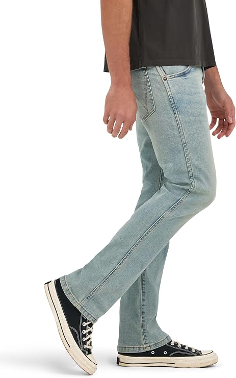 Wrangler Men's Regular Fit Bootcut Jean
