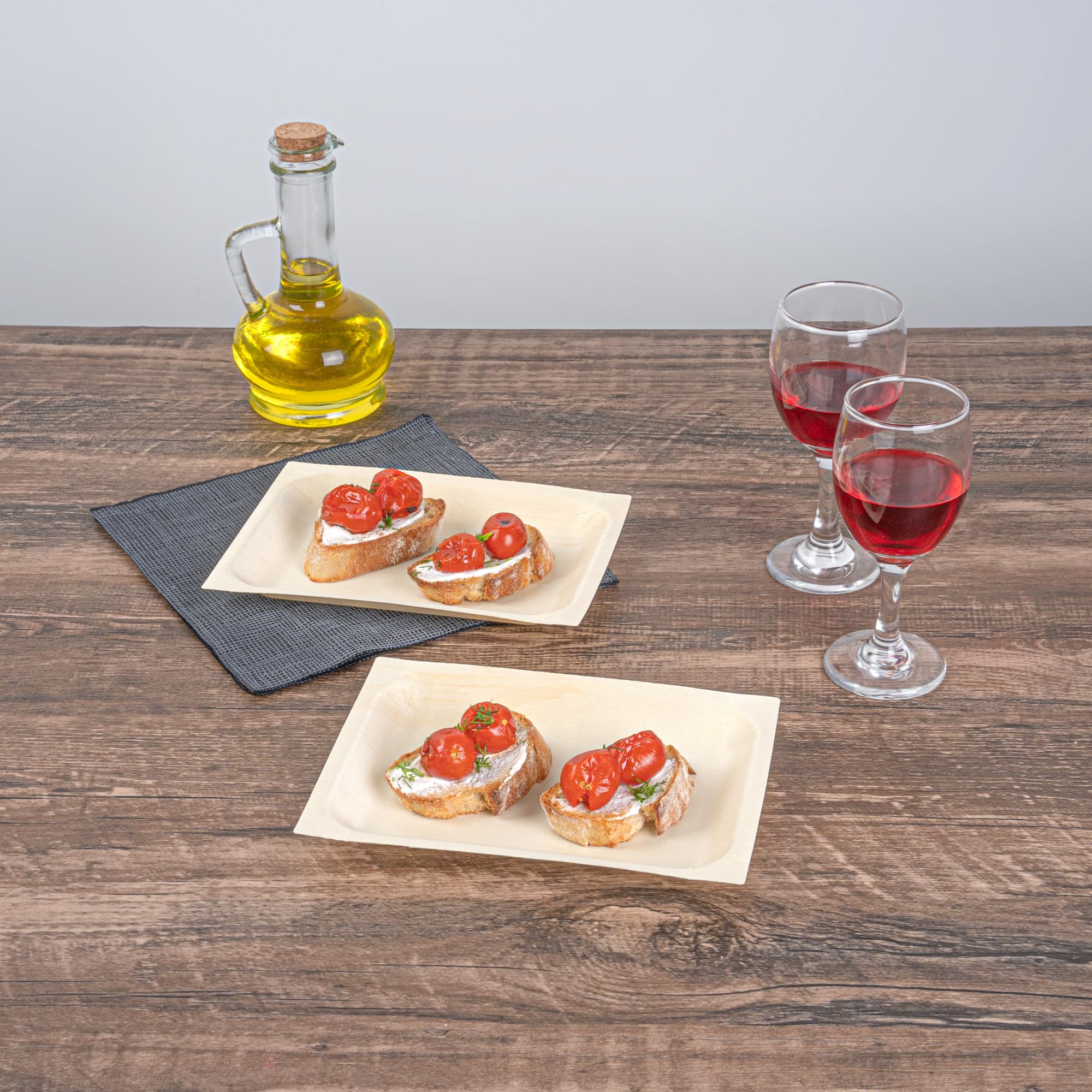 Restaurantware - Platos de servir Taipei de 7 x 5.1 pulgadas, 200 platos desechables para fiestas, sostenibles, a prueba de grasa, platos de madera de álamo, resistentes, para fiestas, bodas, camping,