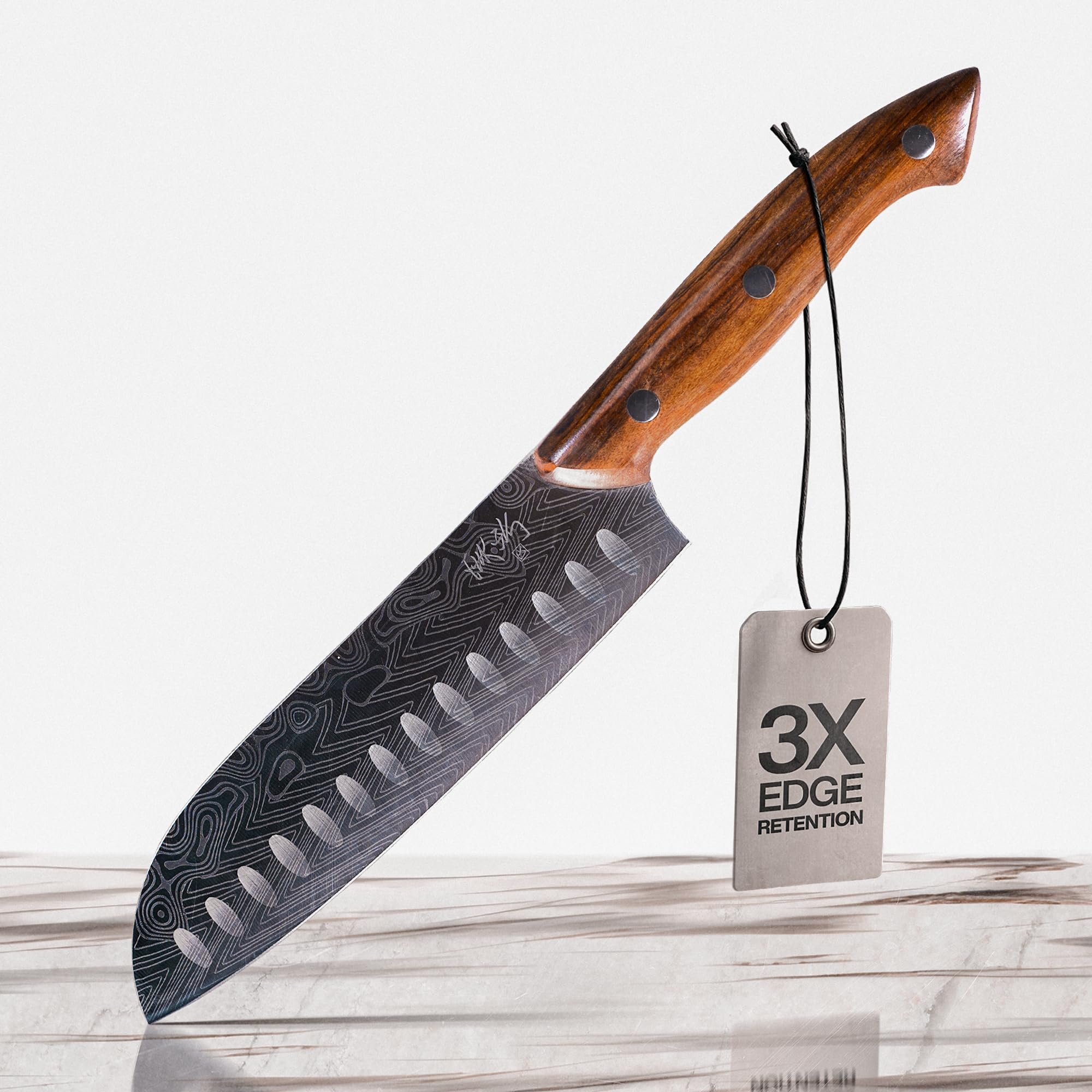 JIKKO® Bushido Edition – Couteau Santoku Japonais 18 cm | Acier Inoxydable AUS-8 à Haute Teneur en Carbone, Lame Alvéolée Ultra Tranchante 15°, Manche en Bois de Palissandre – Couteau de Chef Premium