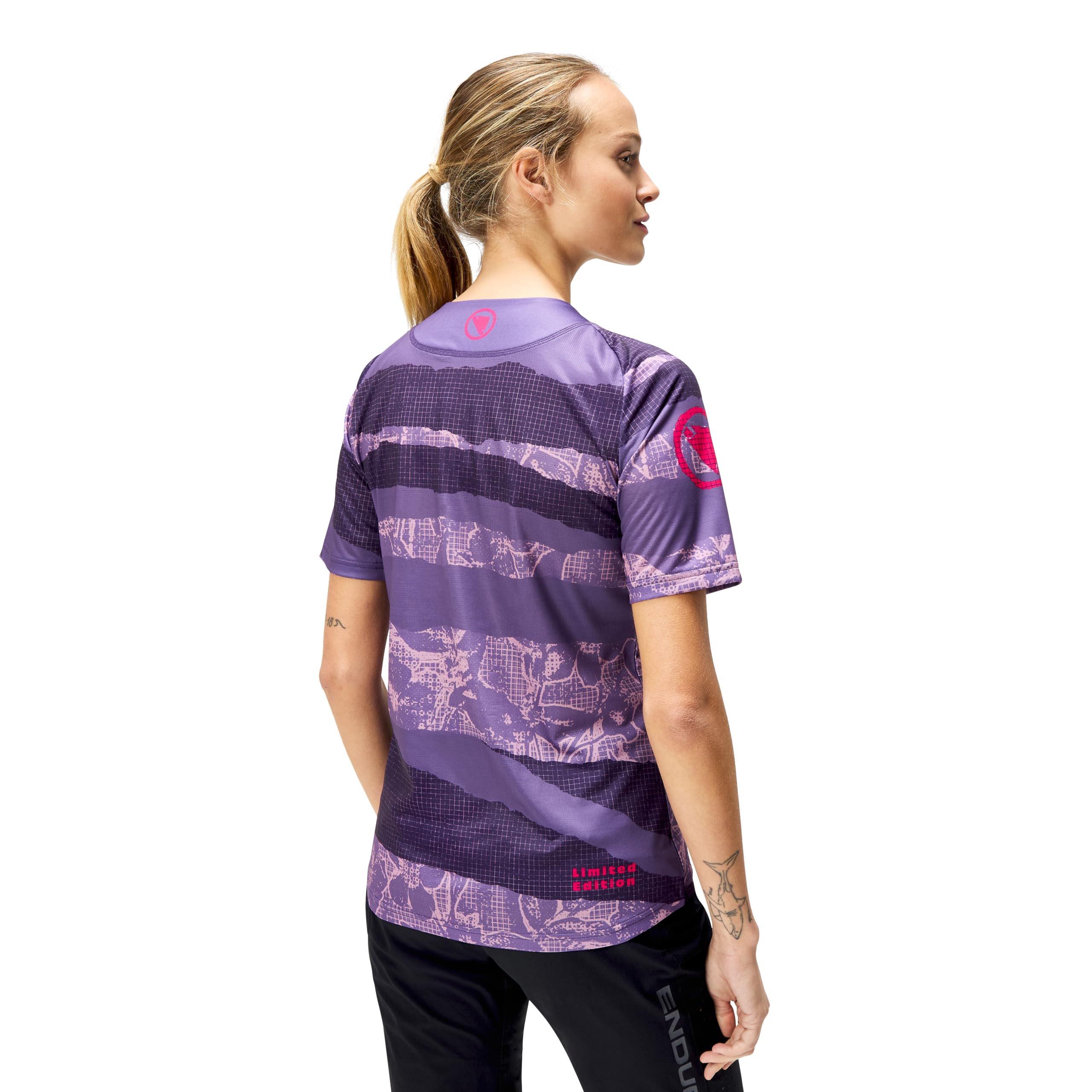 Endura Patchwork Printed Short Sleeve Cycling Tee T-Shirt da Ciclismo a Maniche Corte con Stampa Patchwork Donna