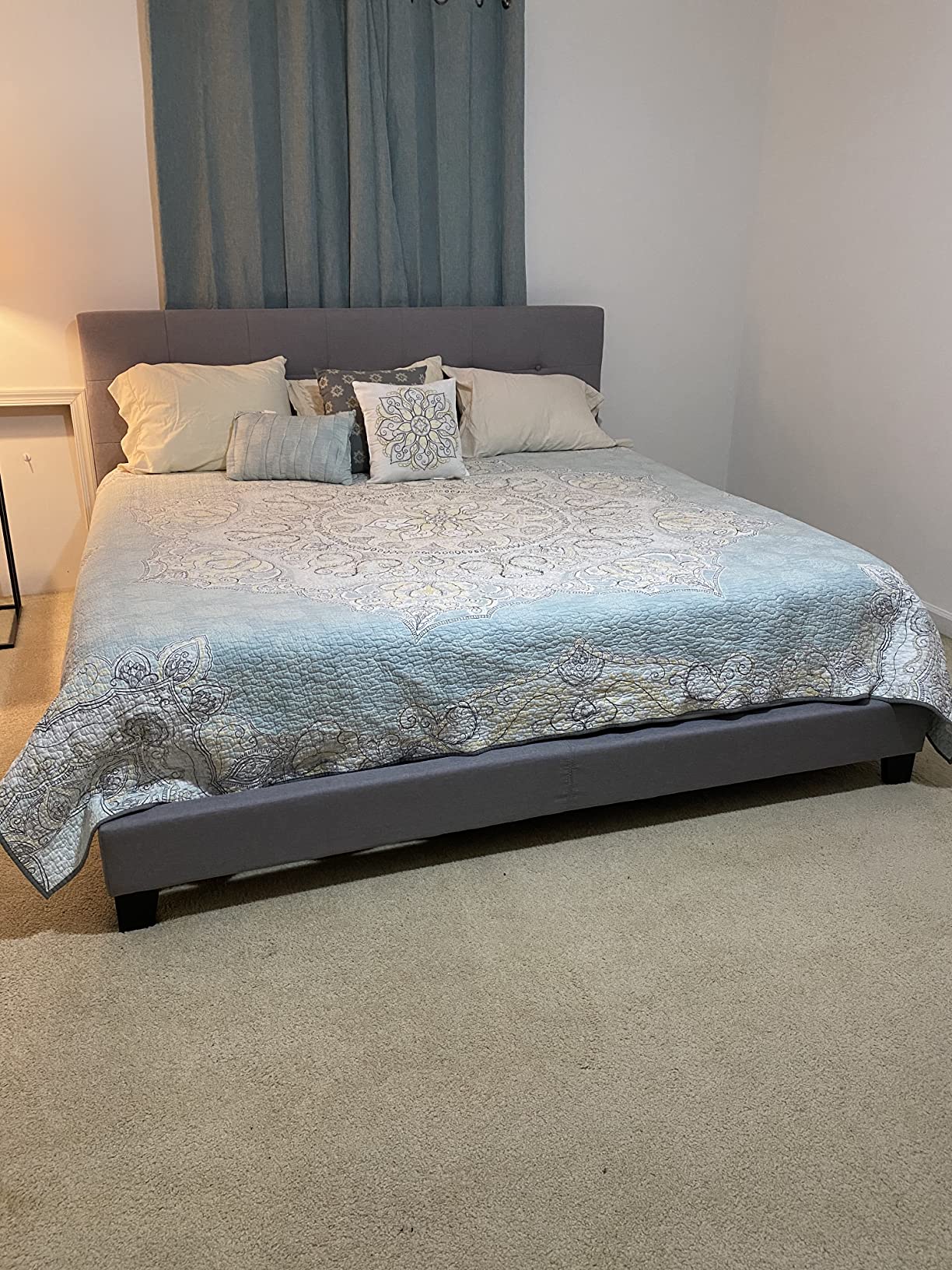 22/mo Finance Furinno Laval Button Tufted Upholstered Platform Bed