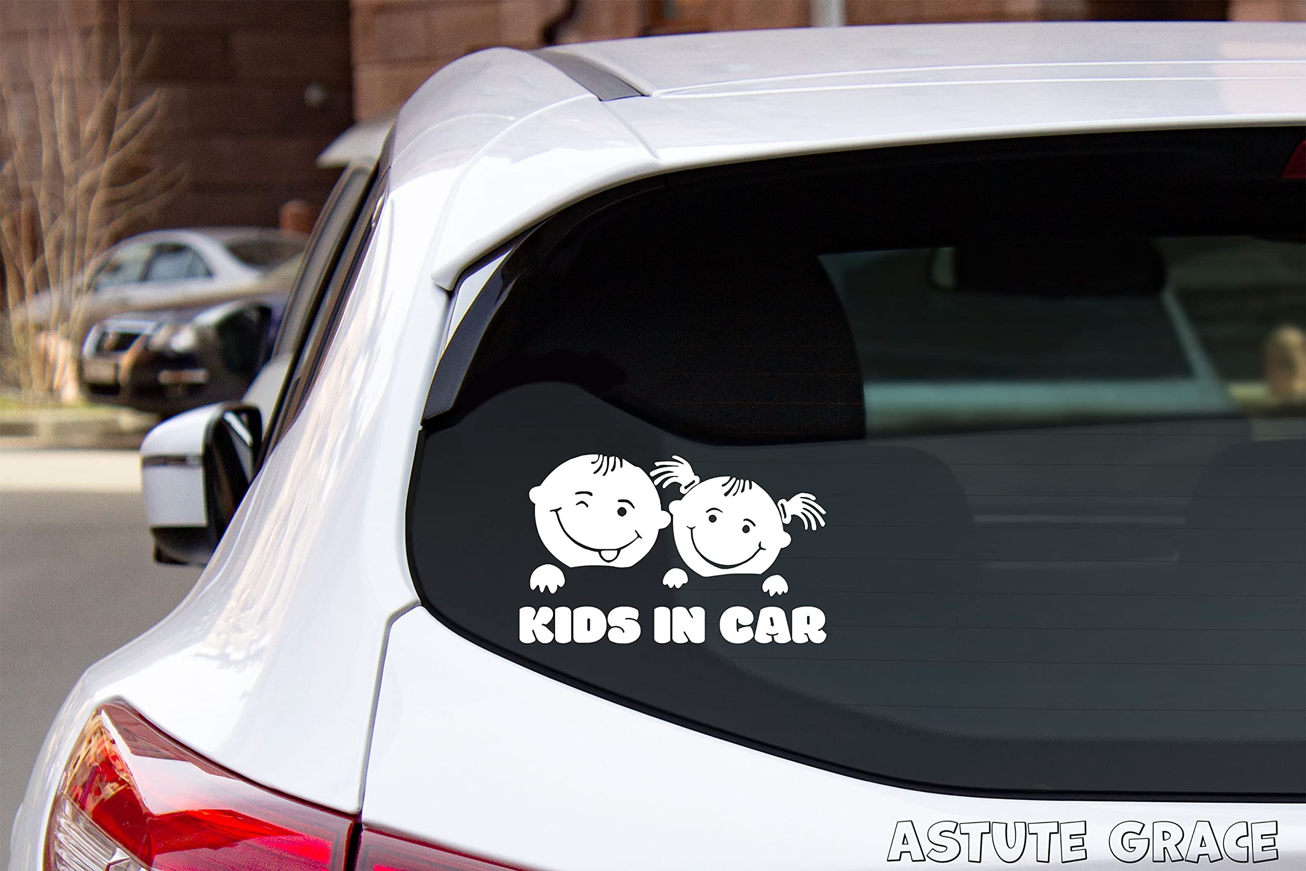 Kids in car Baby on Board AG-608 - Calcomanía de vinilo blanca de 7 x 4.3 pulgadas