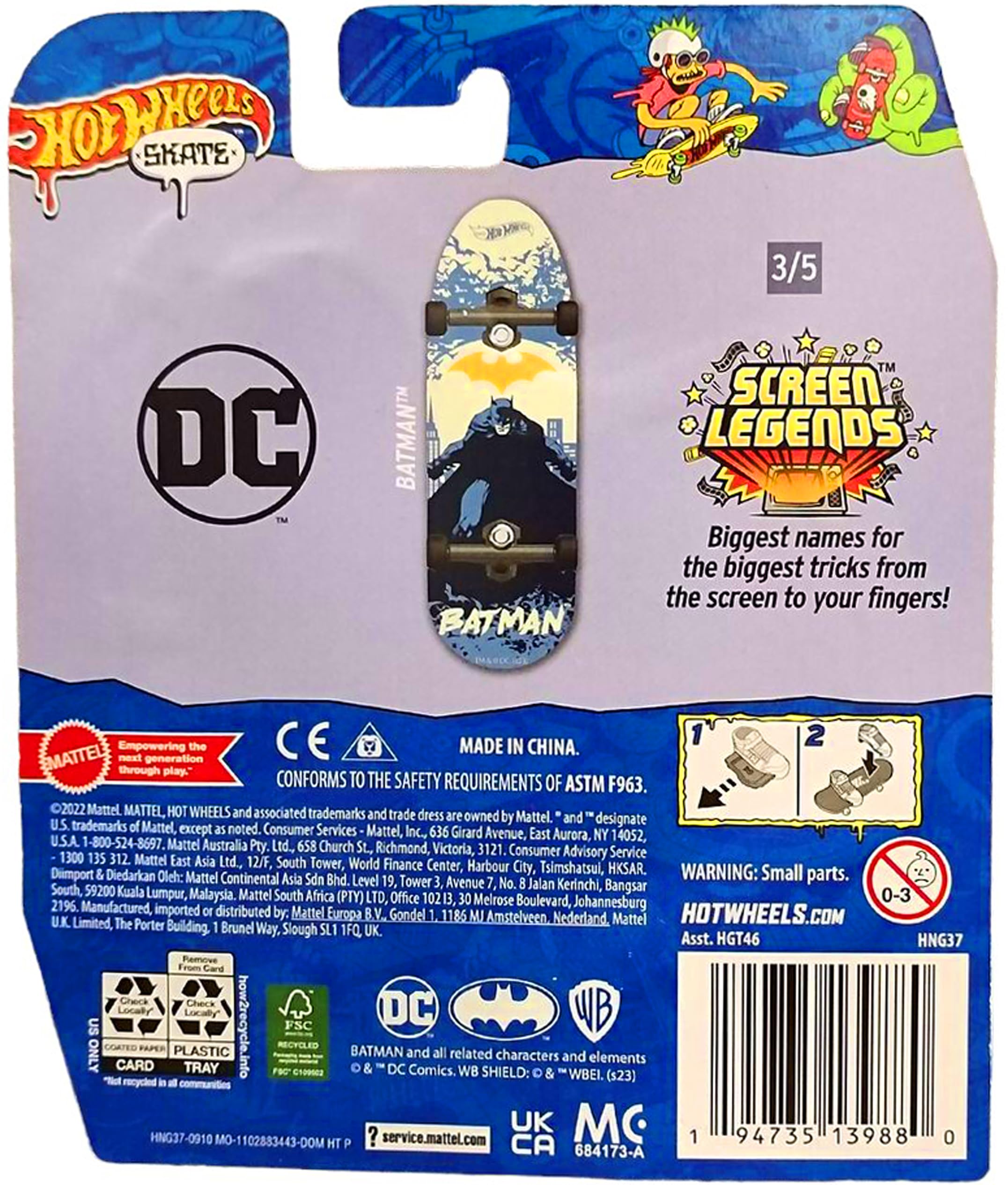 Hot Wheels Warner Bros Skateboard Toy Vehicle with Tennis for Kids Ages 5 and Up