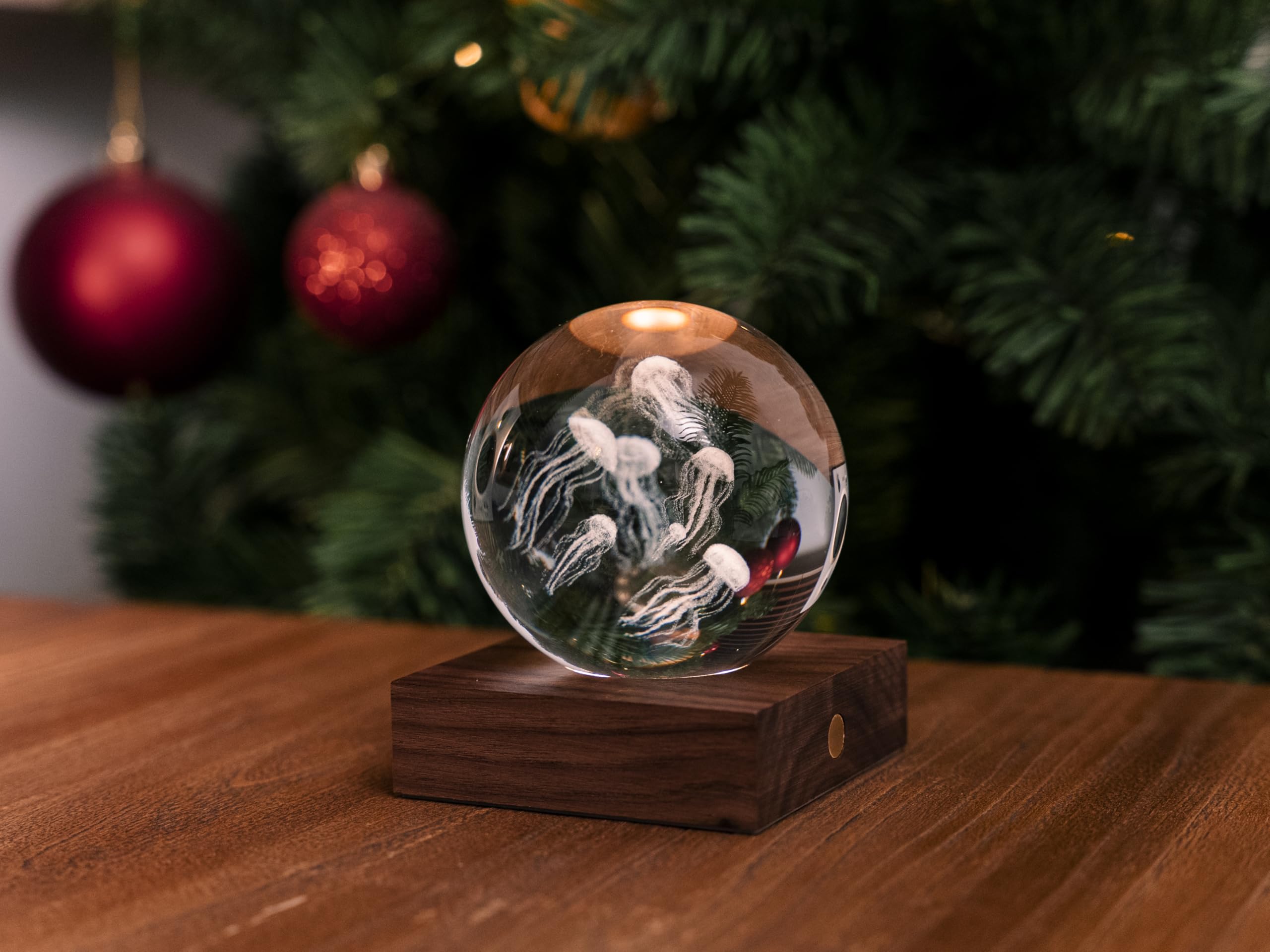Gingko Design Amber Crystal Light - Jellyfish, Moon-gray - Image 3