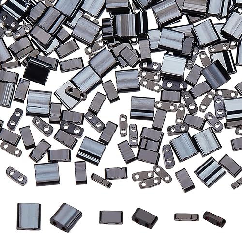 SUNNYCLUE 1 caja de 300 cuentas de Tila de 3 estilos de 0.197 x 0.197 in, cuentas de vidrio de dos agujeros, cuentas de vidrio cuadradas planas,