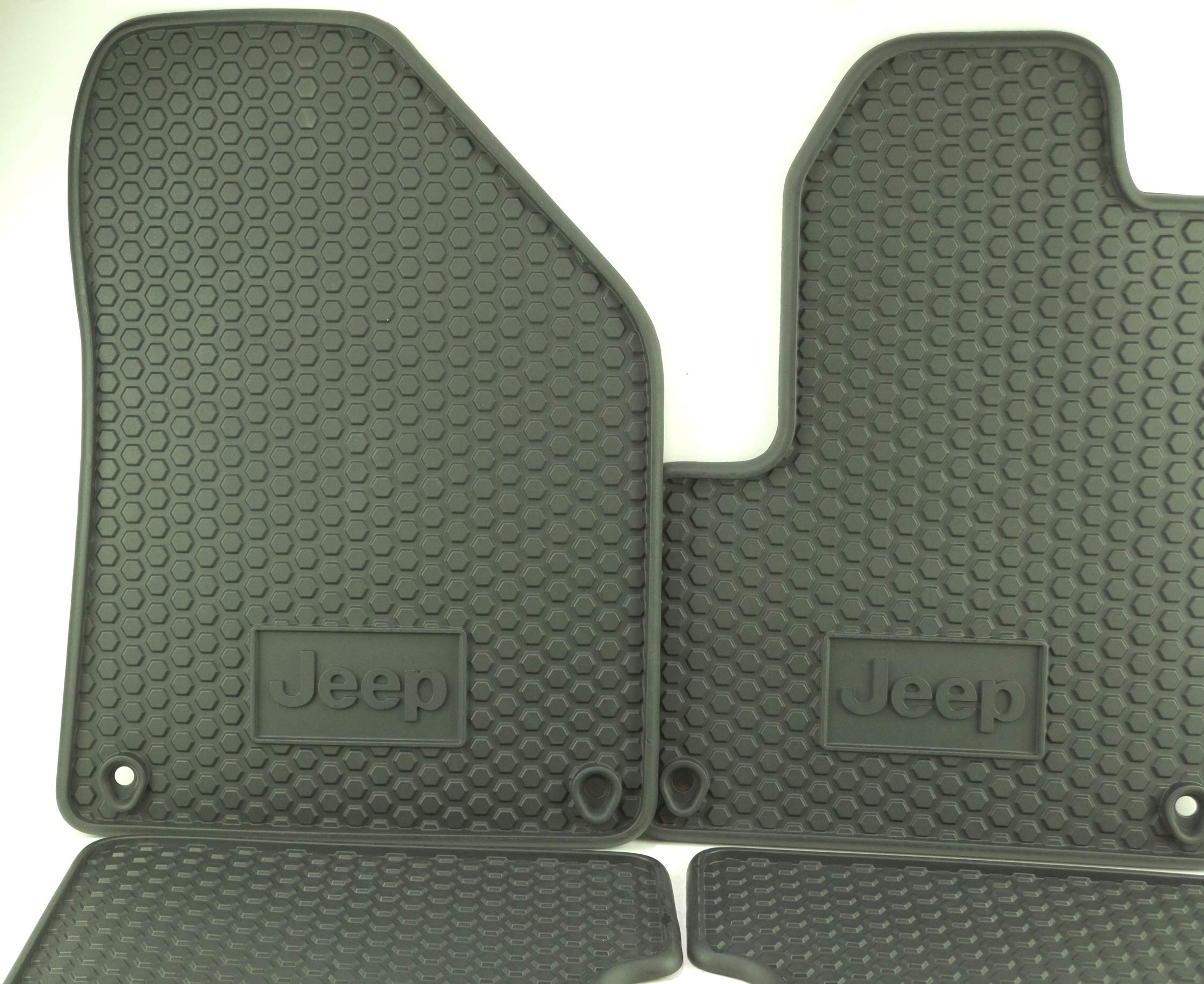 Chrysler Genuine 1UB87DX9AB Floor Mat — view 3
