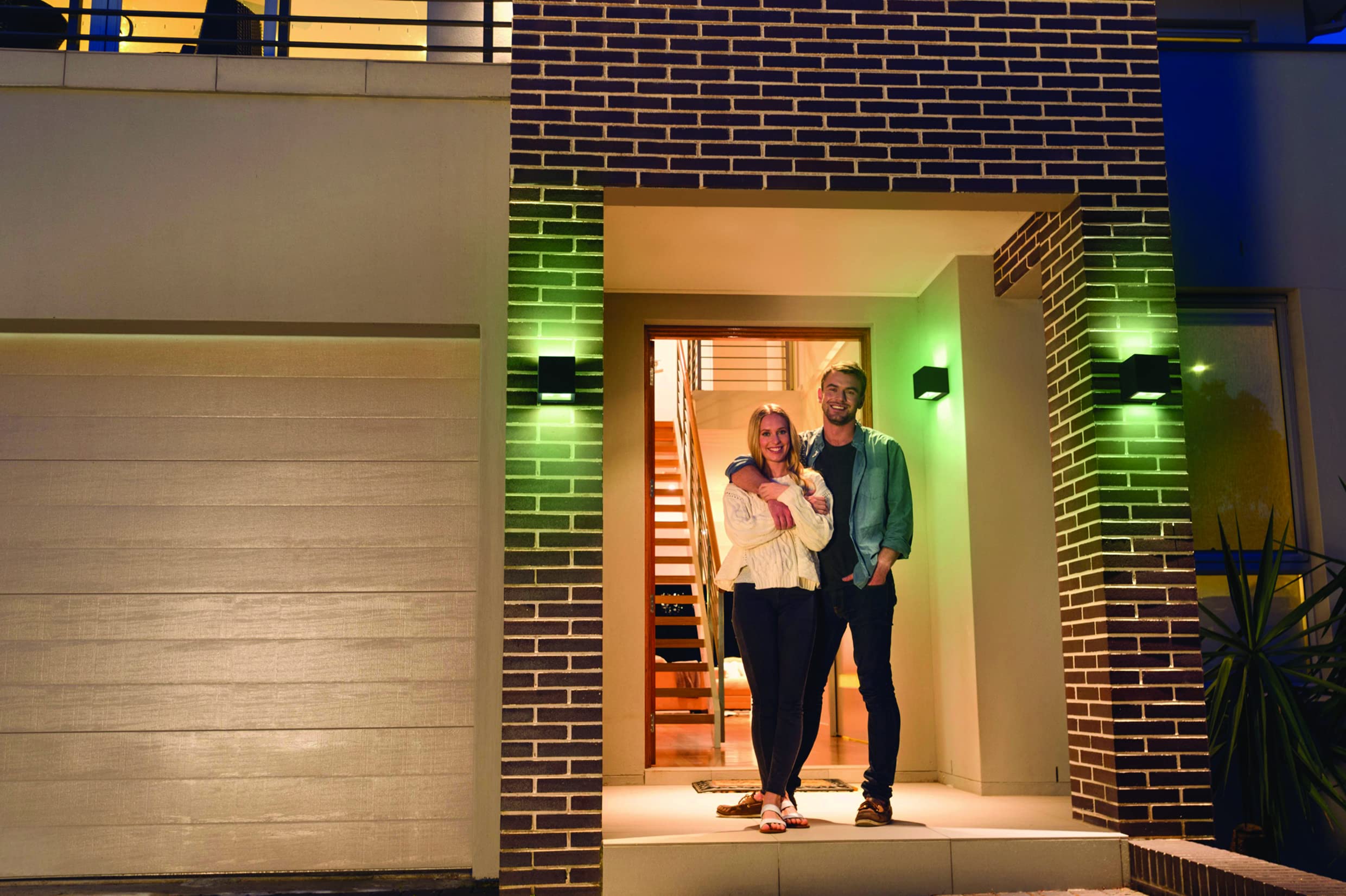 LEDVANCE SMART+ WI-FI BRICK RGBW 8,5cm- dimmbare LED Wandleuchte dunkelgrau mit hochwertigem Aluminium-Gehäuse, quadratisch, RGB-Farbsteuerung, 14 W, 3000 Kelvin warmweiß, 600 Lumen, IP44