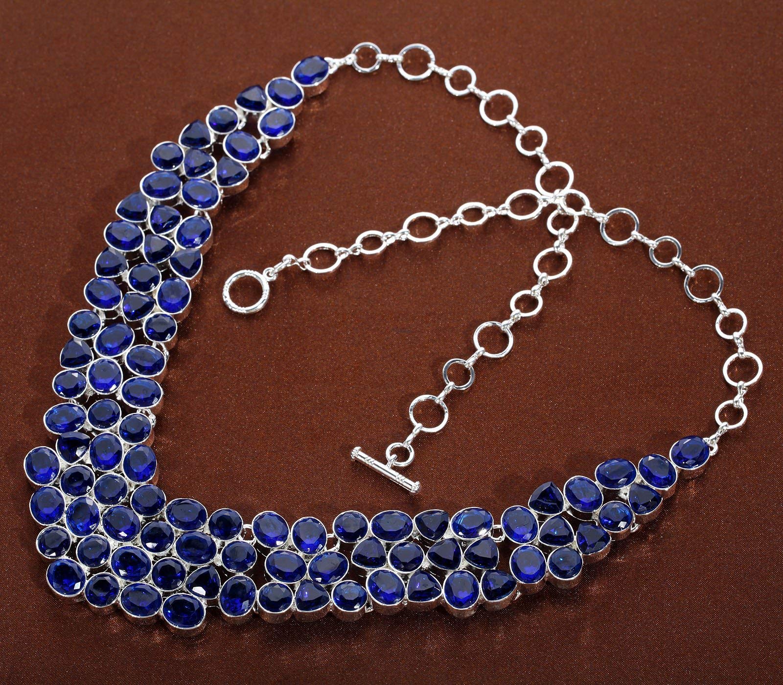 Collana Elegante con Colletto Rotondo in Cristallo Blu, Nobile e voluminosa, per Regalo di Nozze e Feste da Donna.