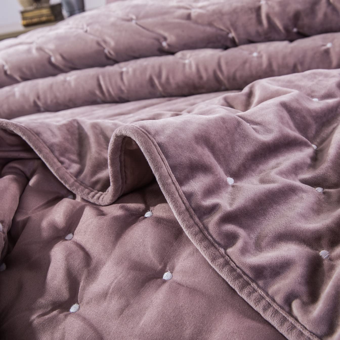 Tache Velvet Dreams Luxurious Velveteen Velour Super Soft Plush Warm Cozy Diamond Tufted Polka Dot Quilted Coverlet Royal Blue Bedspread Set, King: Queen Purple Mauve
