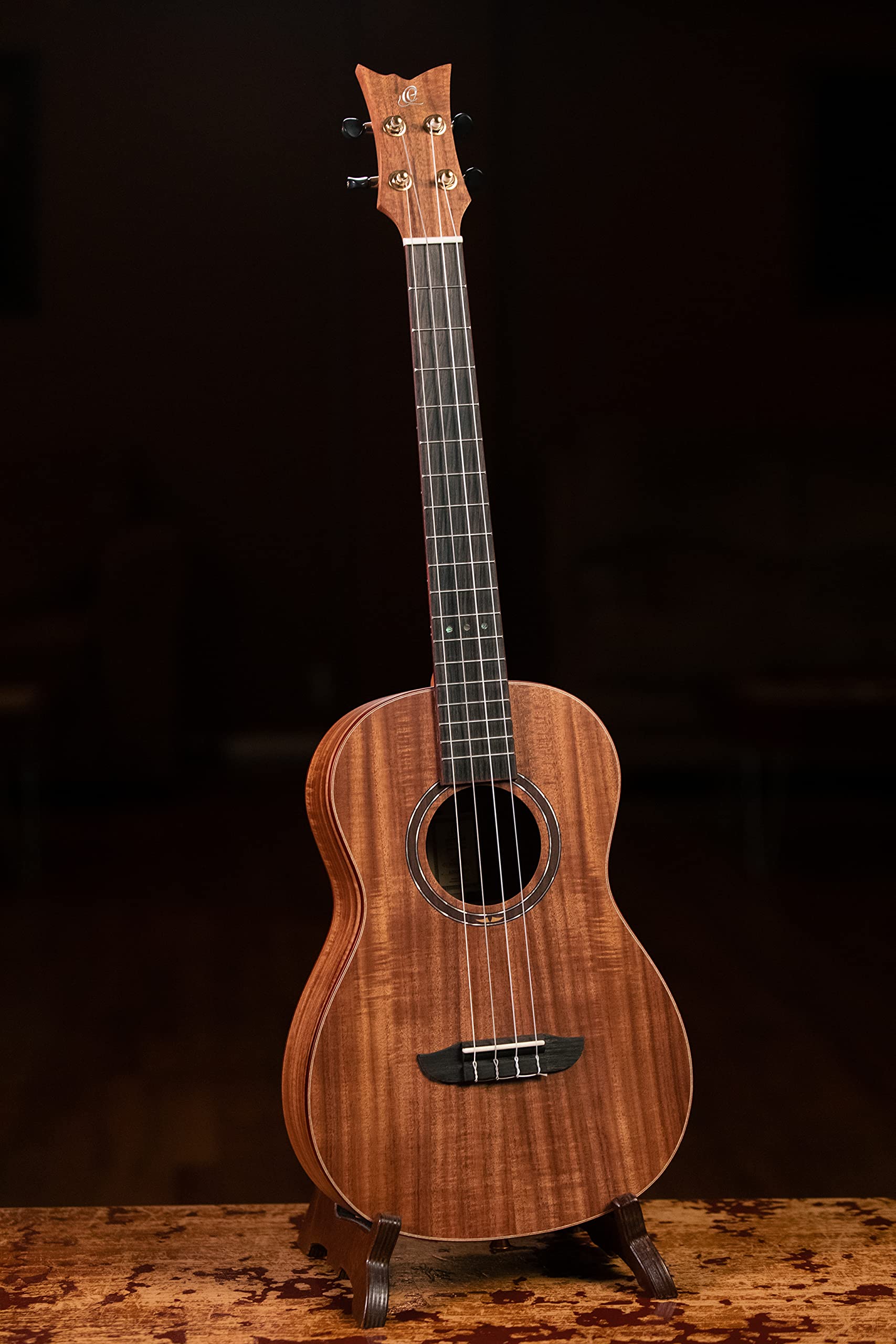 Ortega Guitars Baritone Ukulele Acustico – Timber Series – Gig Bag Inclusa – Acacia, Natural (RUACA-BA)