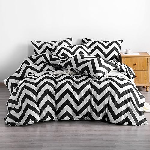 NTBAY 2 Pieces 100% Brushed Microfiber Striped Duvet Cover Set for Kids, Super Soft Black and White Printed Reversible Design Zipper Comforter Cover with Ties and Pillow Sham (Twin/Twin XL, Chevron)