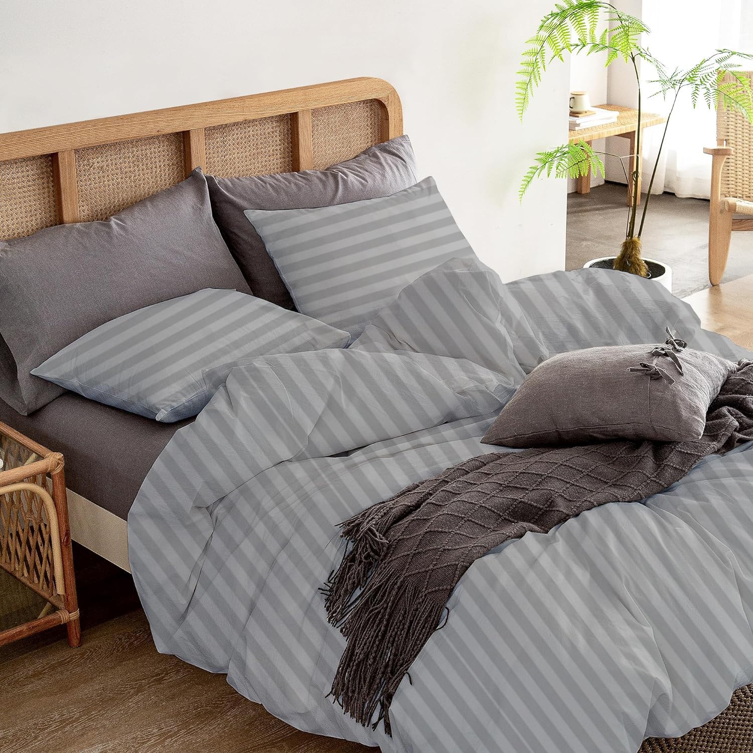 Silentnight Oversized Queen 98x98 Silver Stripe Egyptian Cotton Duvet Cover