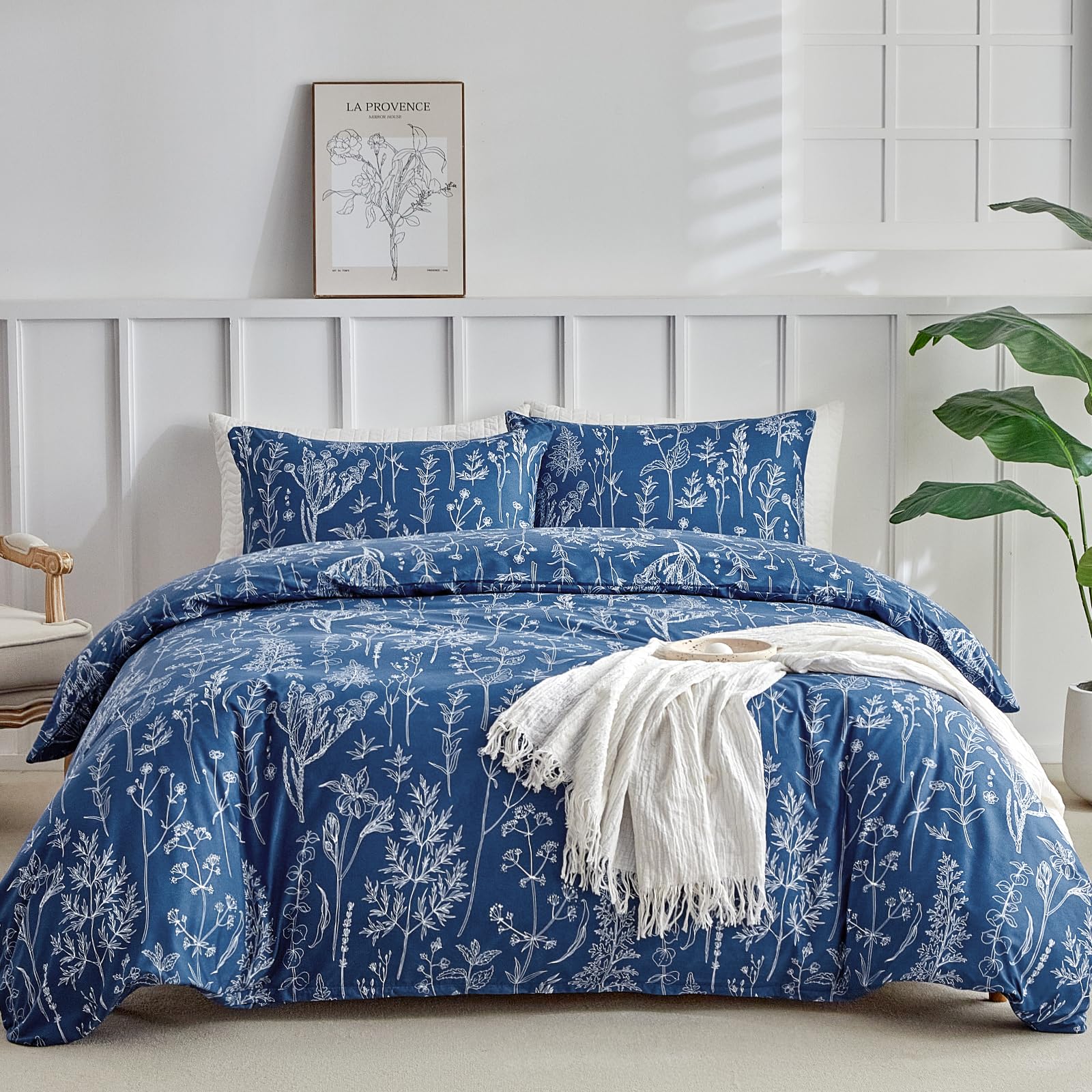 Tokokimo King Size Duvet Cover Sets Navy Blue Bedding, Little Flowers Print Blue Bedding Sets King Size (1x Quilt Cover