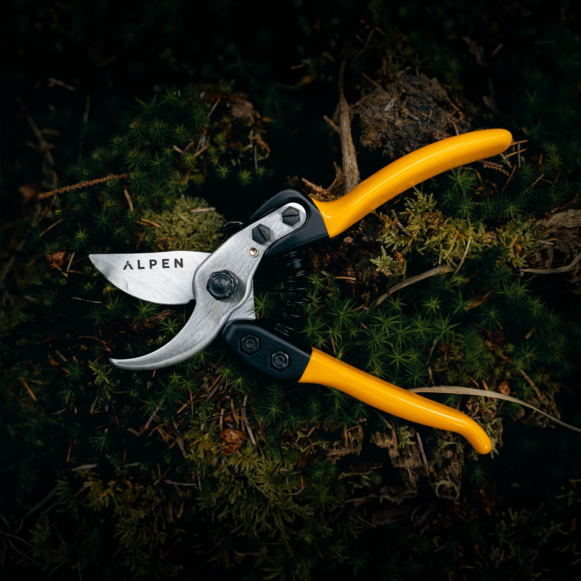 ALPEN Gelbhorn 150 sekator ogrodowy 207 mm – sekator Bypass, kute – ostrze pokryte chromem – automatyczny system otwierania – ergonomiczny, dla profesjonalistów i ambitnych ogrodników