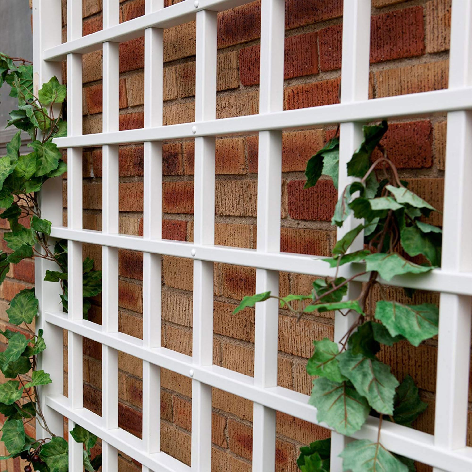 Dura-Trel Winchester Treillis en vinyle, cadre de support pour plantes d'extérieur, 144,8 x 241,3 cm, blanc – Treillis décoratif de style grille pour plantes grimpantes et fleurs, utilisation contre