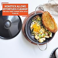 Vista 6 de Imusa Cacerola de huevos de 6 pulgadas con tapa y mango lateral de baquelita en los colores pueden variar utensilios de cocina, 6 pulgadas