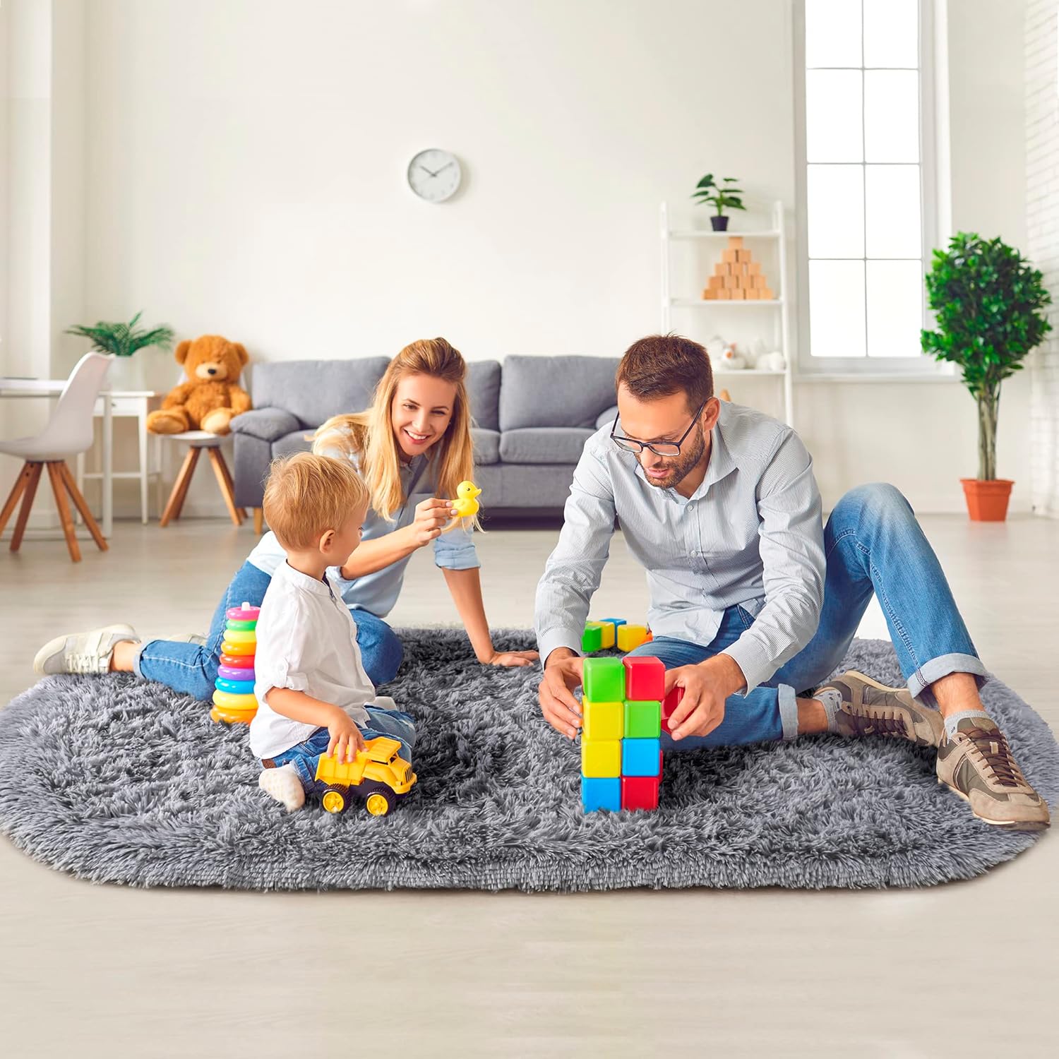 Noahas Ultra Soft Fluffy Bedroom Rugs Kids Room Carpet Black& Grey Modern Shaggy Area Rugs Home Decor 2.6' X 5.3', Black