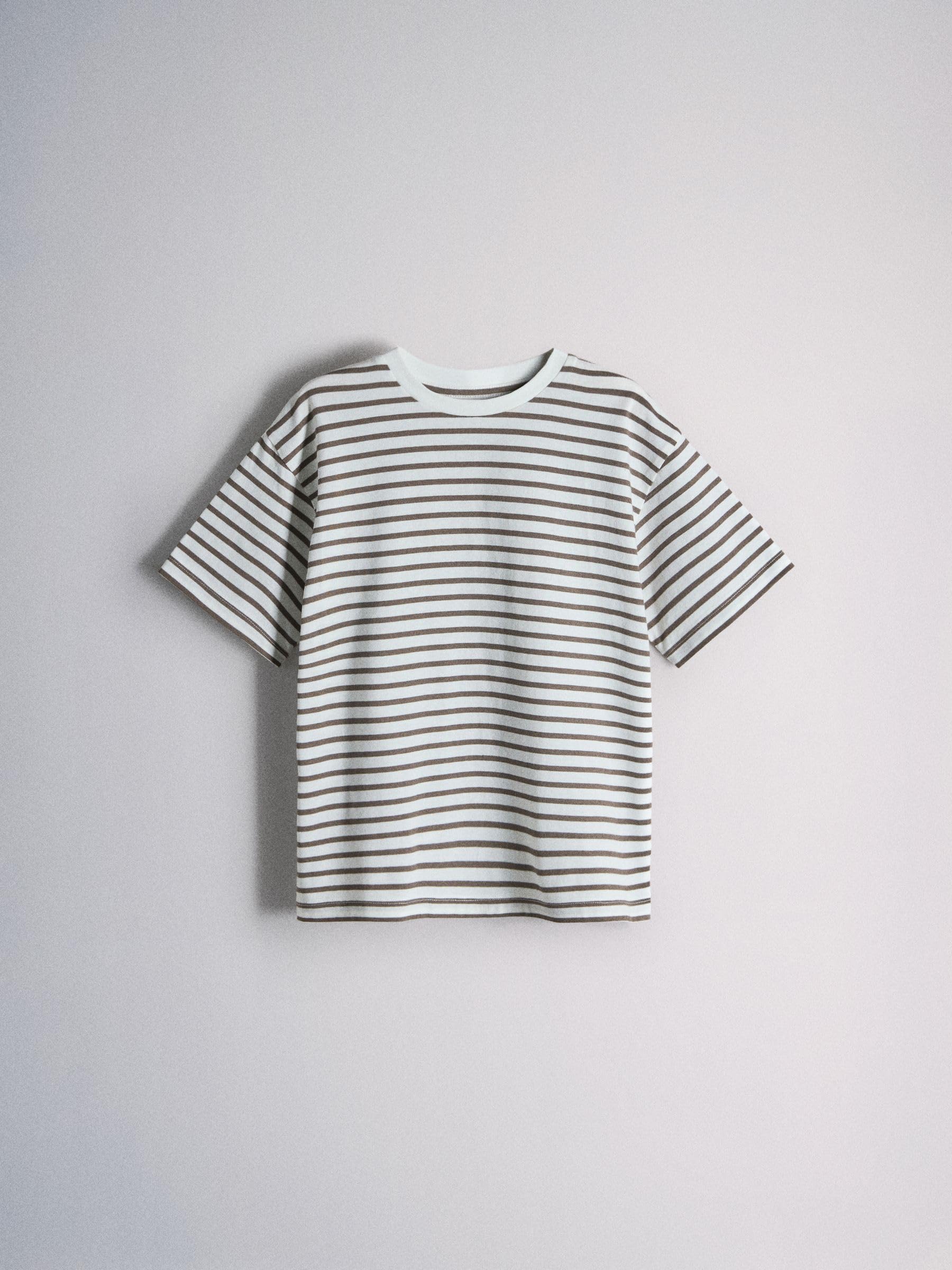 THE SET Niños Conjunto de 6 piezas compuesto por pantalones cortos y camisetas extragrandes de manga corta y cuello redondo