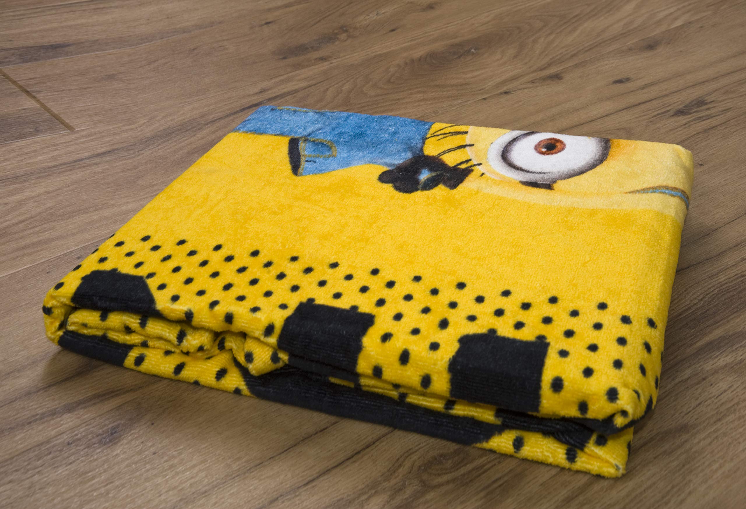 Herding Asciugamano Baby Shark 70x140 Cm, 100% Cotone Velour, Morbido E Assorbente