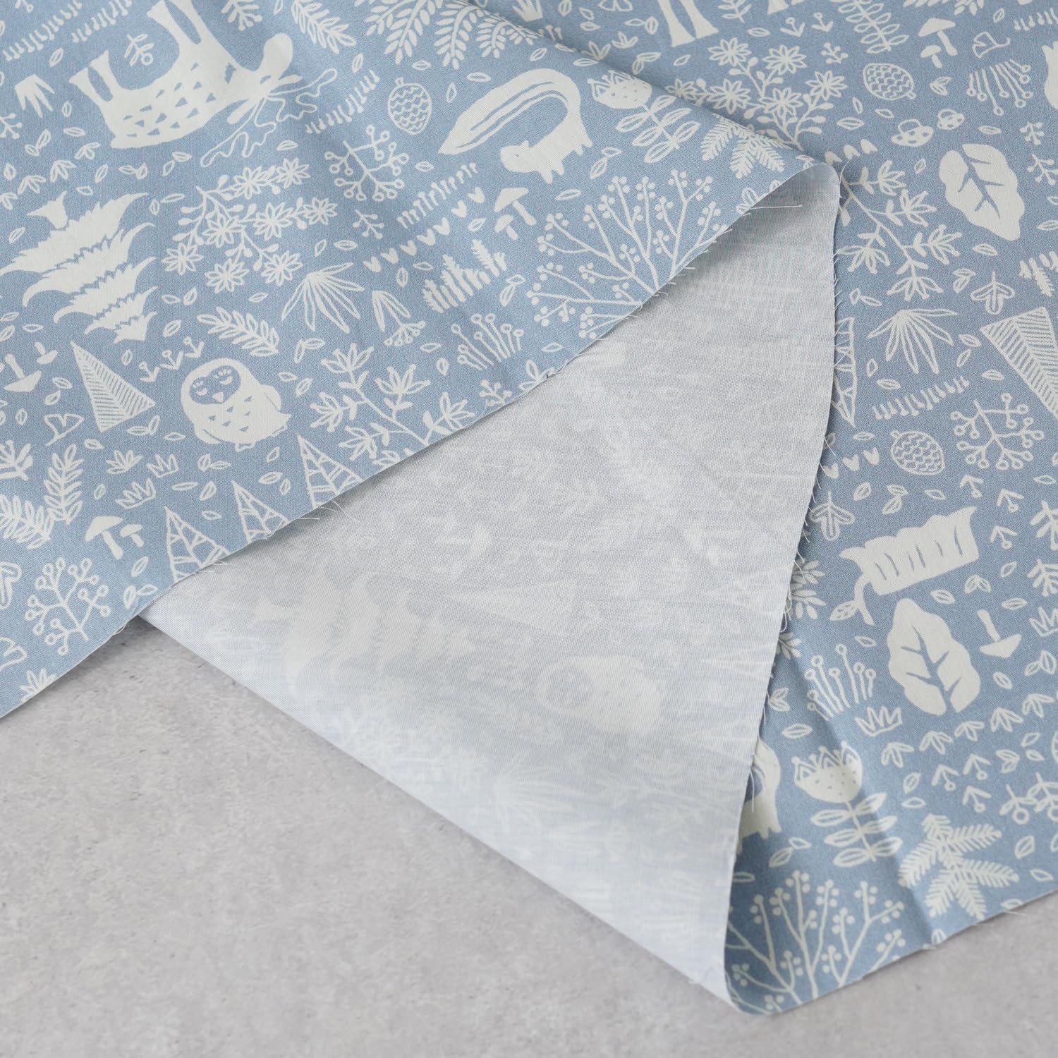 Amazon | 原ウール 生地 シーチング HIRVIの森 生地幅145cm 50cm単位  