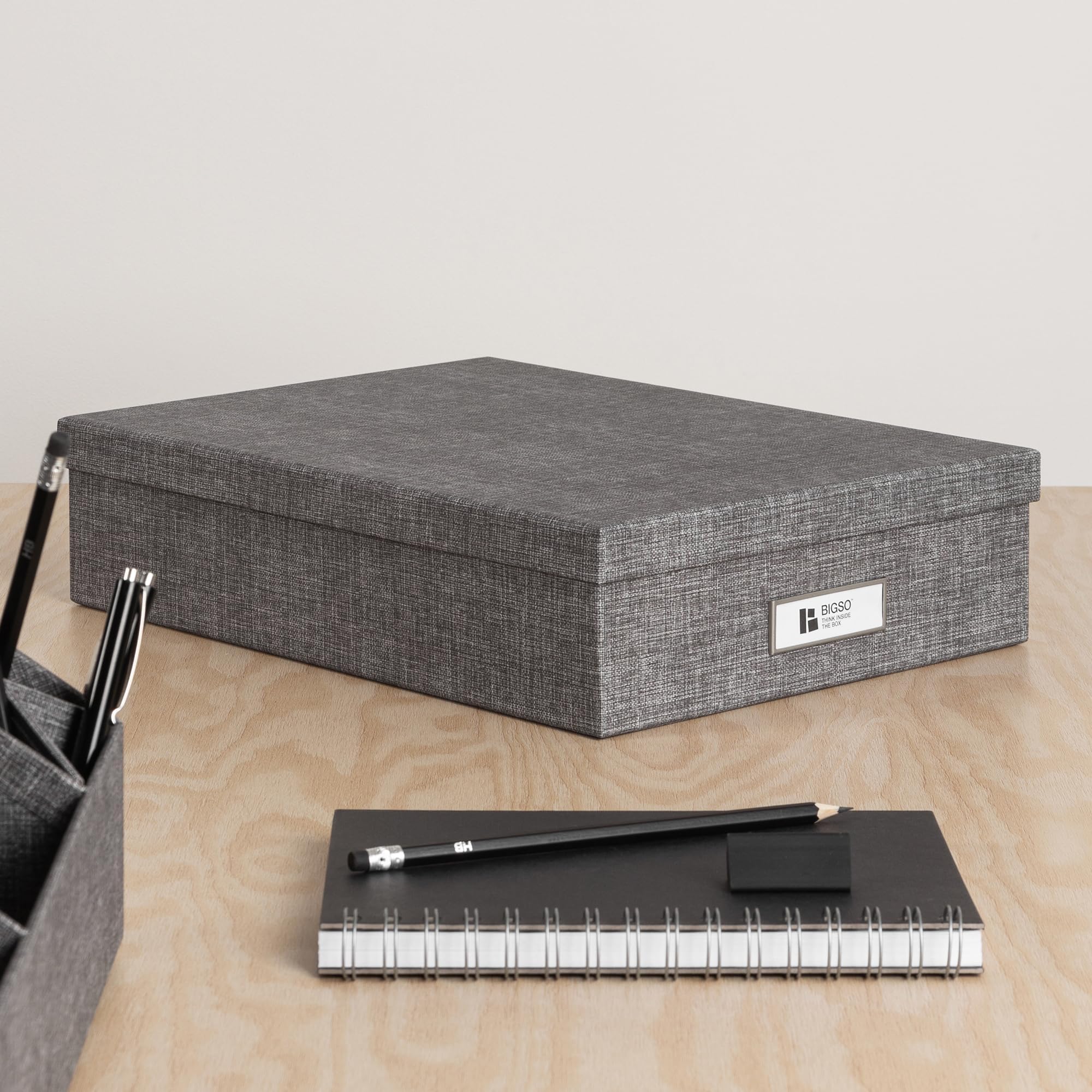 Bigso Oskar - Cassetta delle lettere per documenti importanti formato A4 o lettera, resistente, con coperchio e porta etichette in metallo, 8,4 x 25,9 x 35,1 cm, grigio melange