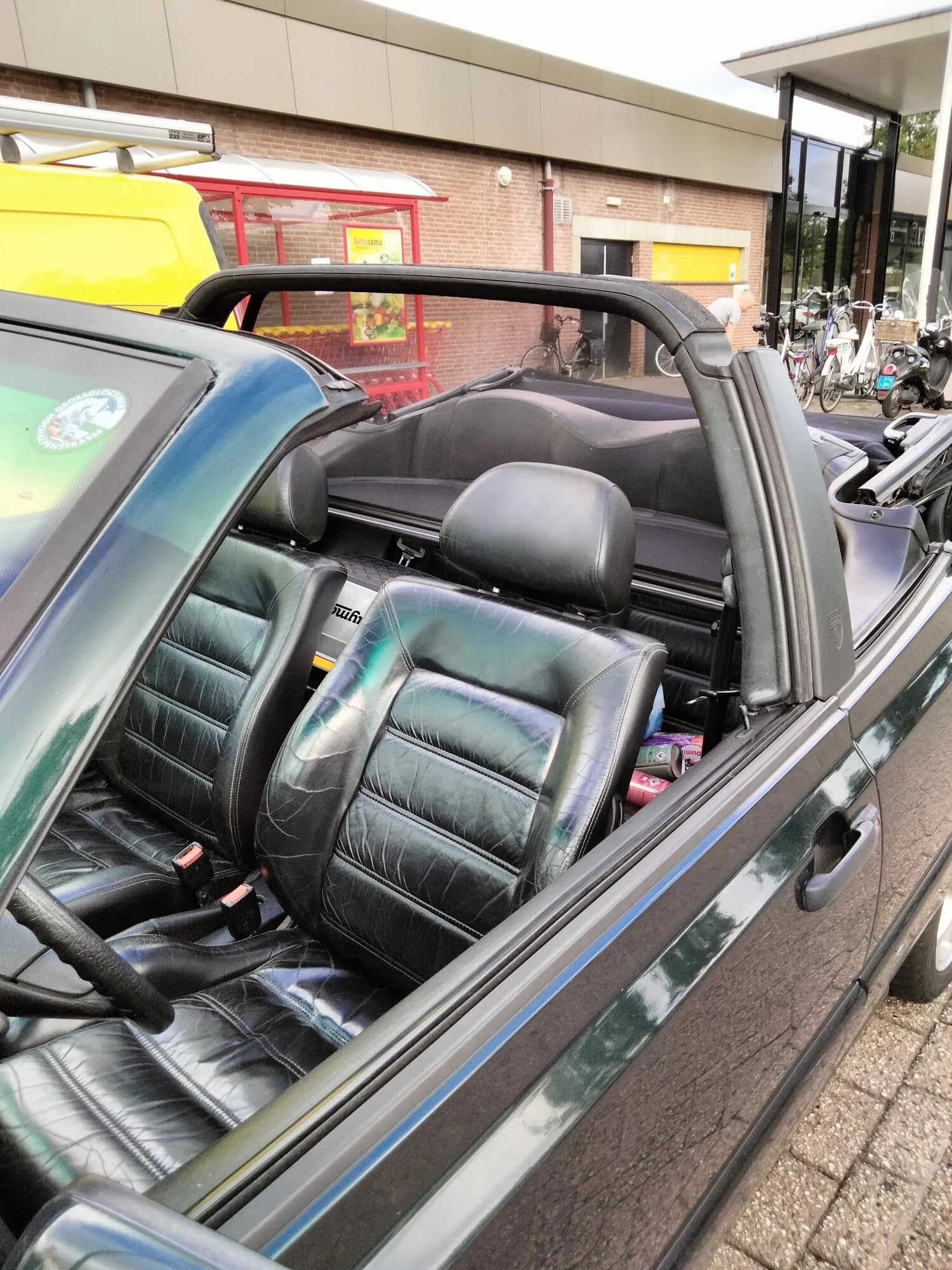 Windschott für VW Golf 3+4 (1993-2002) - Klappbar - mit Schnellverschluss - Schwarz | Windabweiser | Windblocker | Wind Deflector