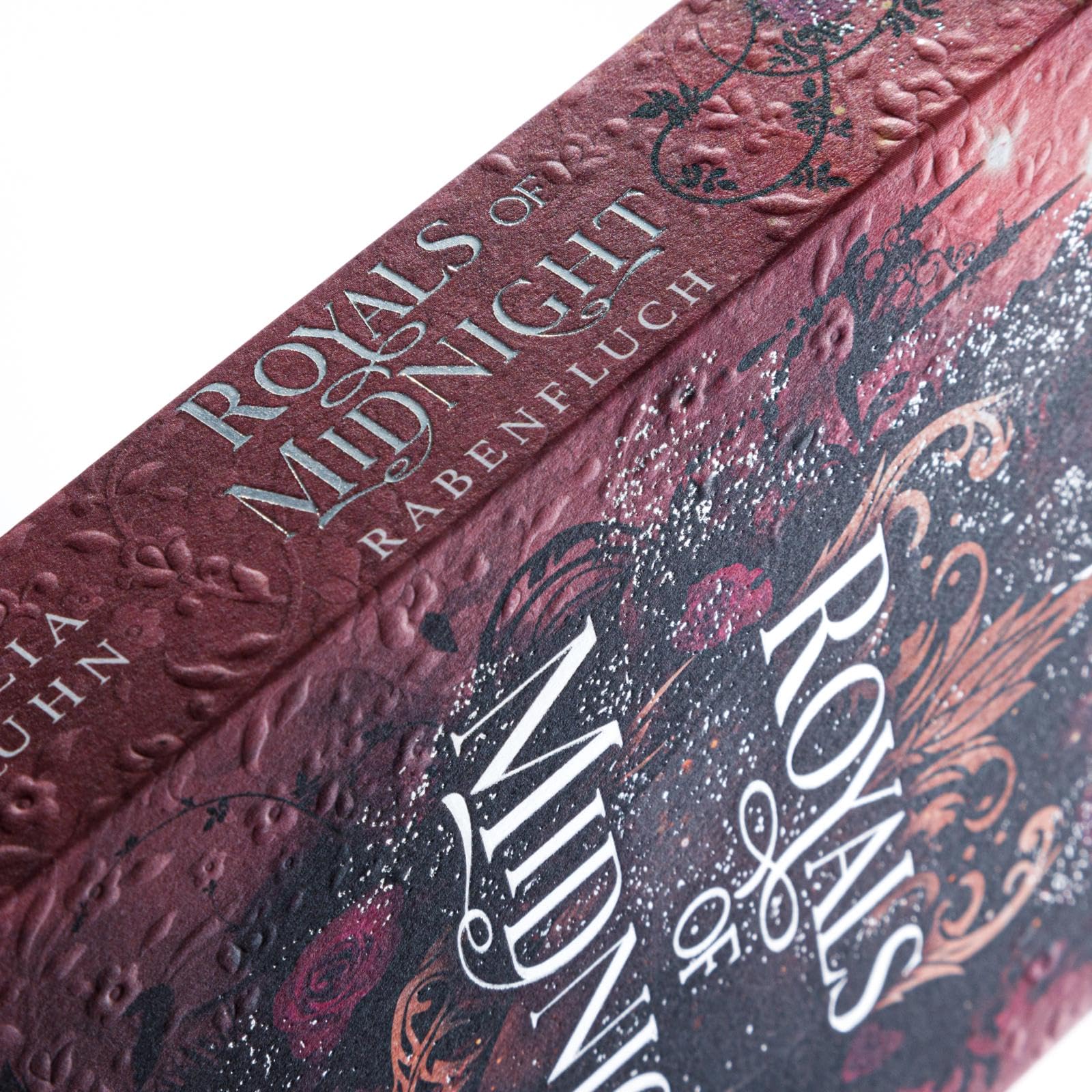 Royals of Midnight. Rabenfluch (Royal Shadows 2): Knisternde Royal Fantasy | Britische Prinzessin trifft auf Bodyguard
