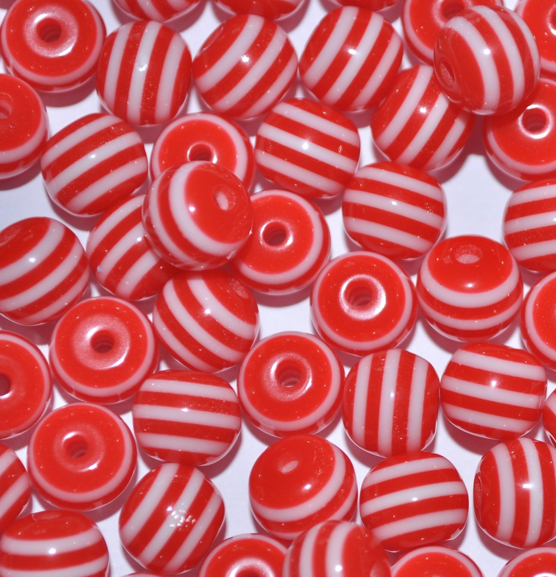 100 pcs Resin Beads, 8 mm, Round, Striped (red and White Striped)