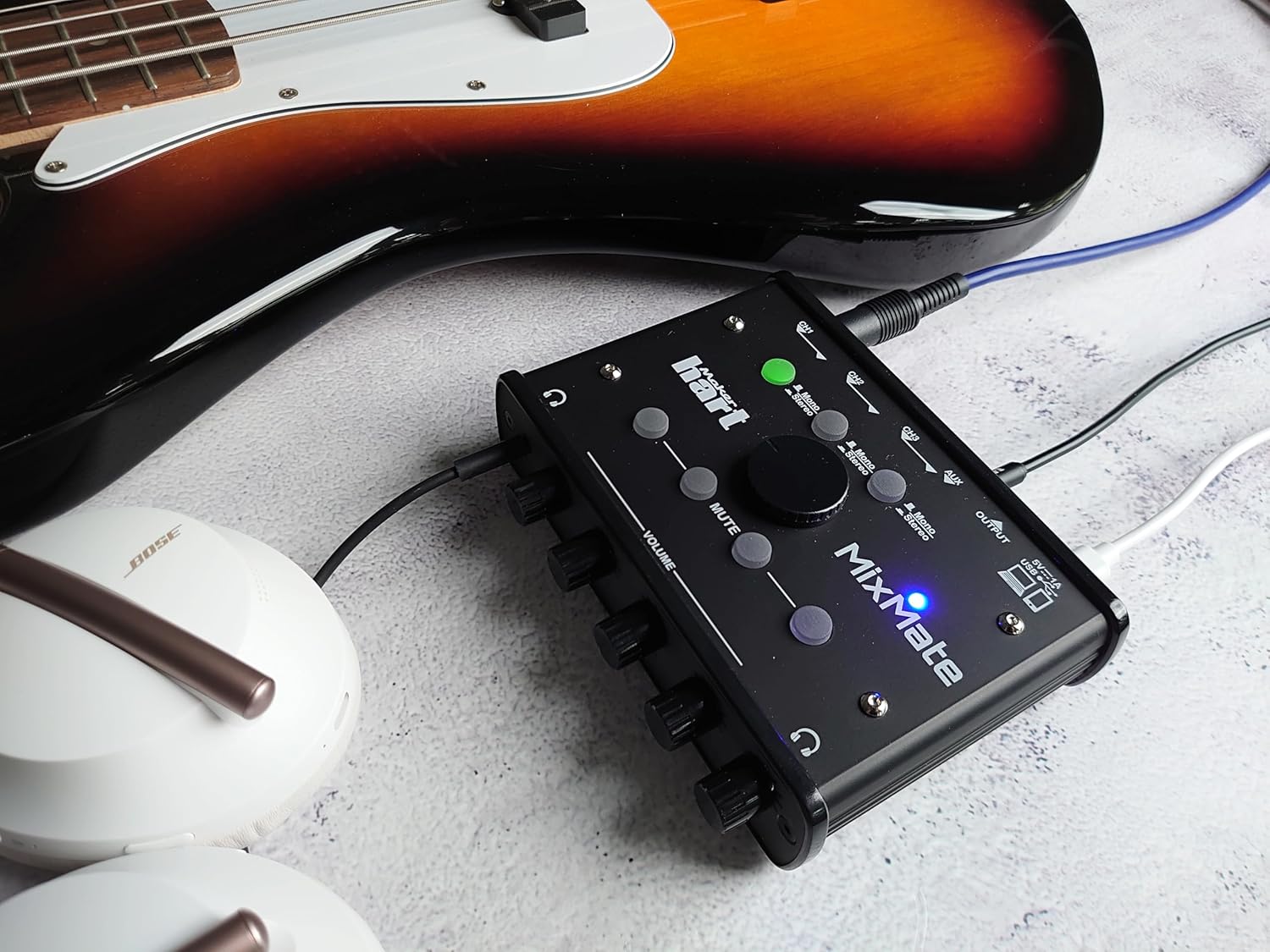 Maker hart MixMate 4 channel music audio mixer