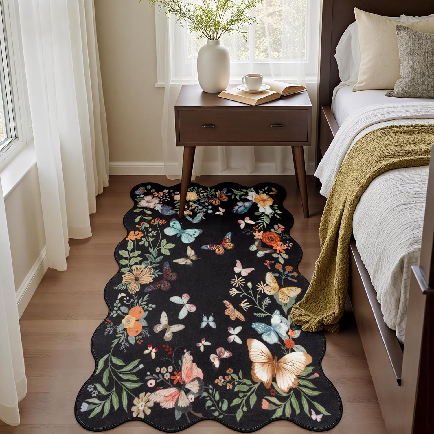Rugalia Washable Scalloped Butterfly Entryway Rug, 2.6x4 Soft Non-Slip Boho Indoor Door Mat Ultra Thin Kitchen Rug, Black Modern Botanical Floral Throw Rug for Bathroom Entrance Bedroom