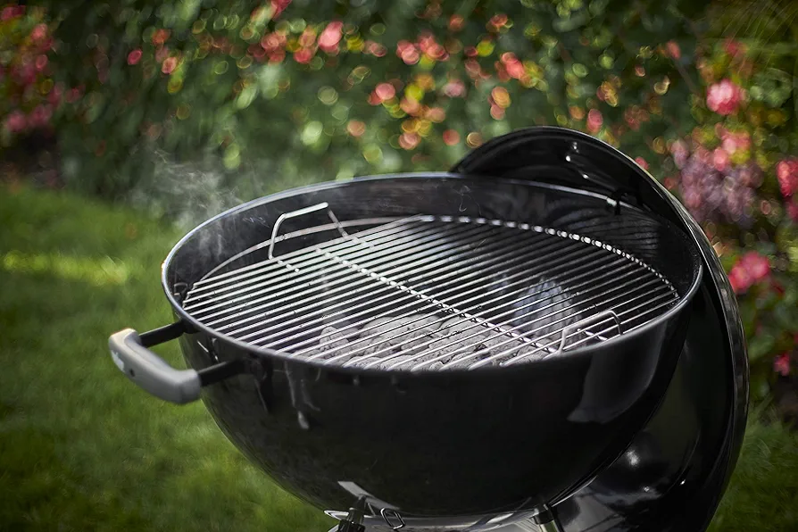Amazon.com: Weber Classic Kettle Charcoal Barbecue/Porcelain