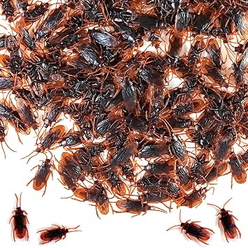 GXXMEI 310PCS 1.77inch Prank Fake Roaches, Favorite Trick Joke Toys Look Real, Scary Insects Realistic Plastic Bugs, Novelty Cockroach for Kids Party, Christmas, Halloween, Fools Day