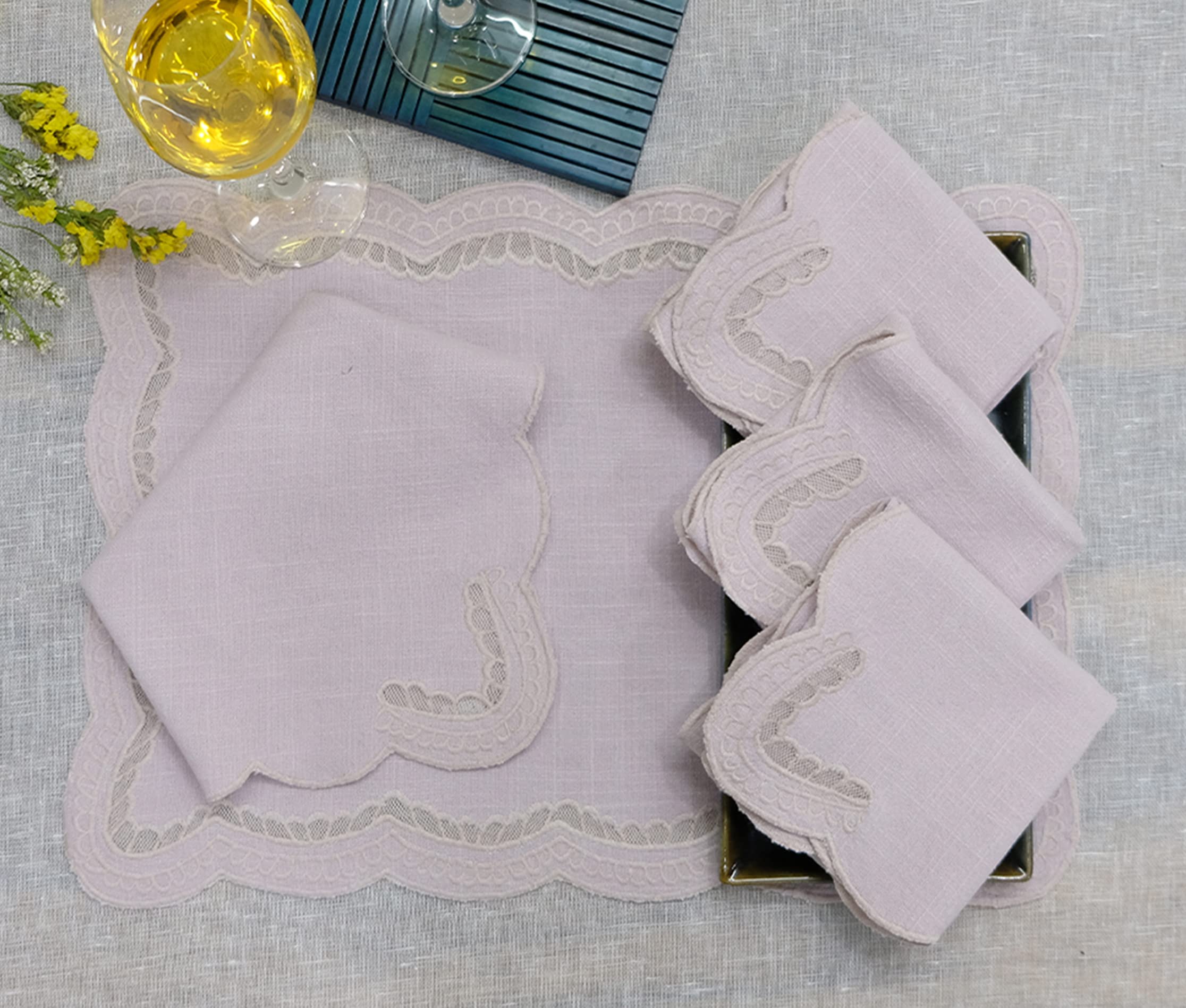 DESIGN GAATHASet of 4 pcs Dusty Pink Cutwork Embroidered Cotton Slub Table Napkins | Set of 4 pcs Premium Embroidered Napkins, TN049