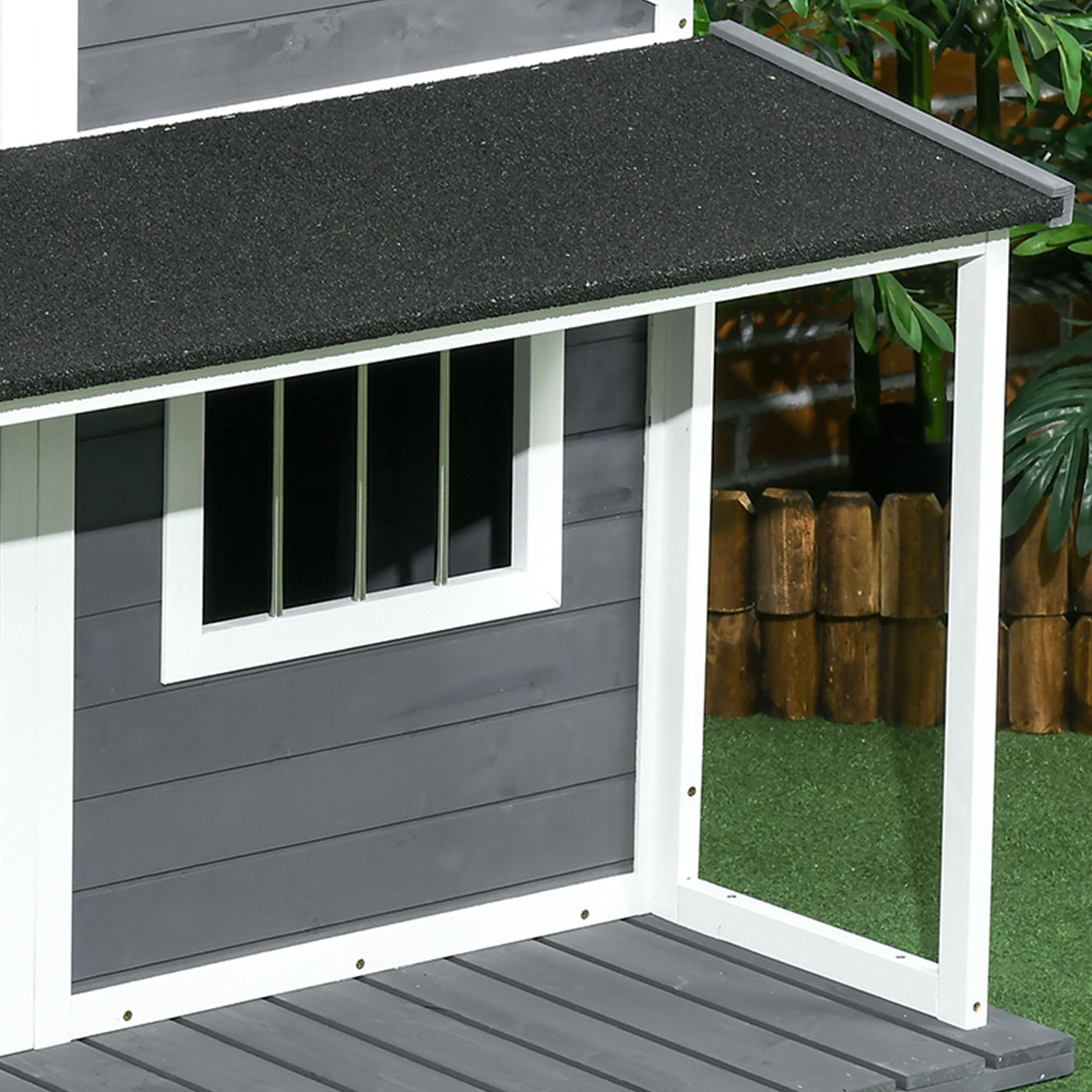 PawHut Cuccia per Cani da Esterno con Tetto in Bitume Impermeabile, Casetta per Cani in Legno Massello con Finestra e Terrazza, 124x112x105cm, Grigio