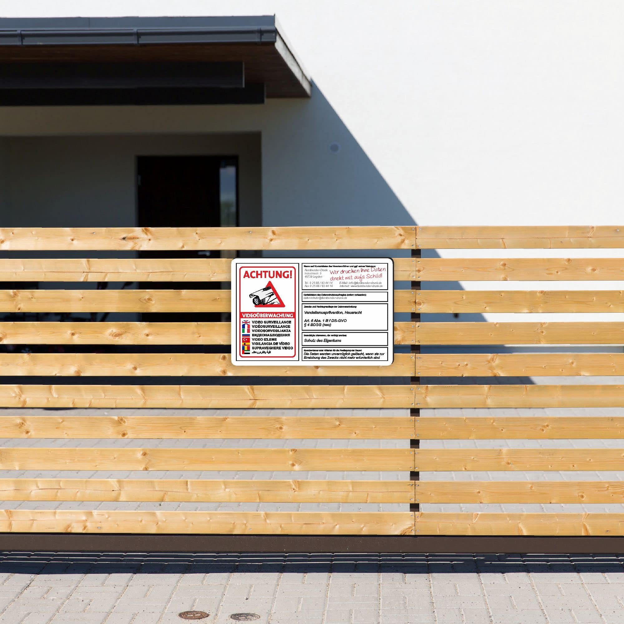 VIDEOÜBERWACHT DSGVO (BDSG) konform personalisiertes Schild zum Markieren eines videoüberwachten Bereiches - Videoüberwachungsschild mit Wunschtext (75x50cm SCHILD)