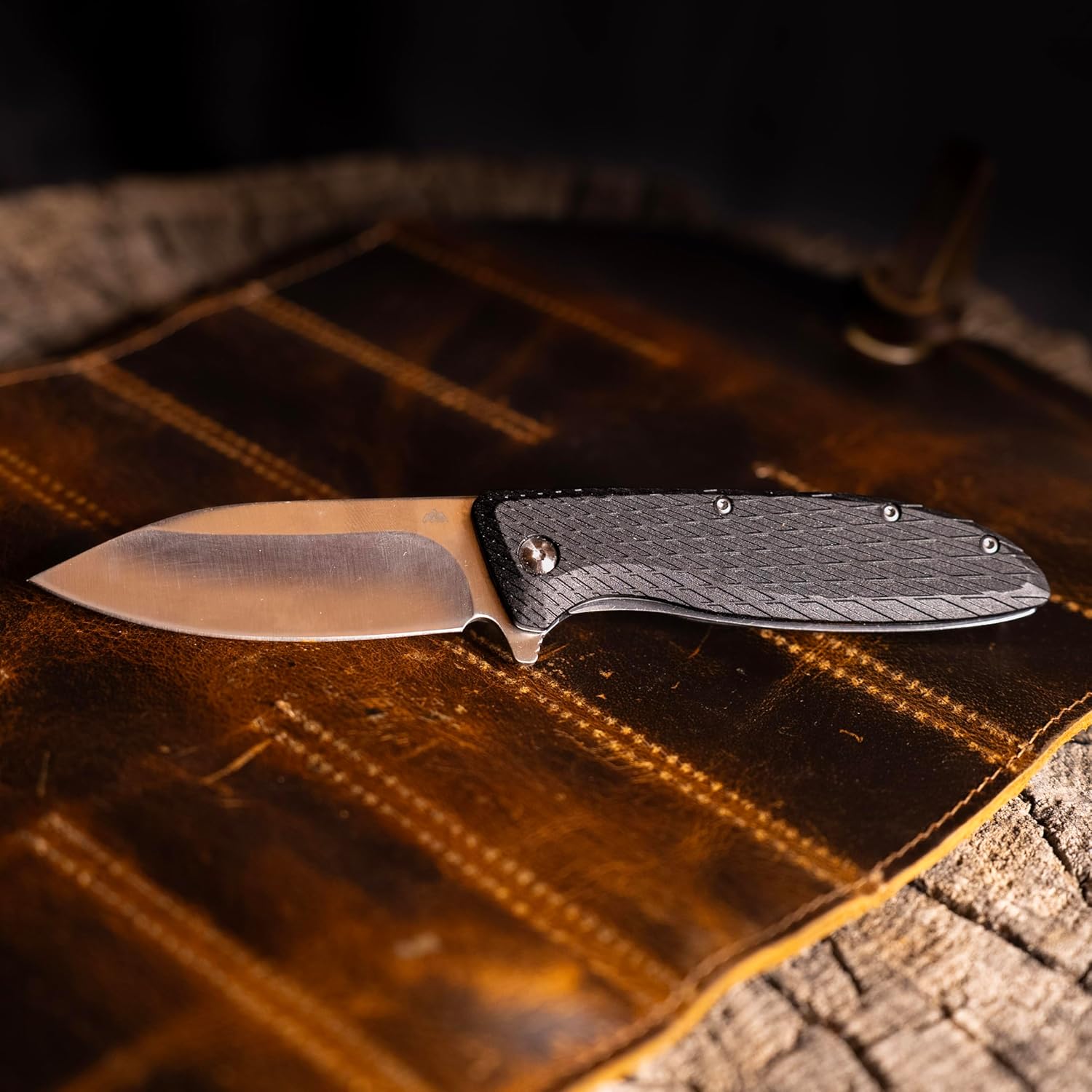 OUTDOOR EDGE Brutus 3.25" Folding Pocket Knife - Includes Sheepsfoot Blade, Glass filled Nylon Handle with Lock Operation, Ambidextrous Opening Mechanism for Men, Camping, Fishing & Hunting