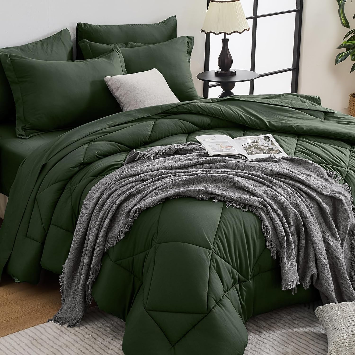 HEVUMYI 7-Piece Oversized King Comforter Set, Dark Green Bed in a Bag