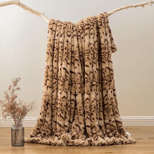 Miniatura 7 de BATTILO HOME Manta de piel sintética de conejo blanco para cama, manta de piel crema de 60 x 80 pulgadas con 1 funda de almohada de piel de 18 x 18