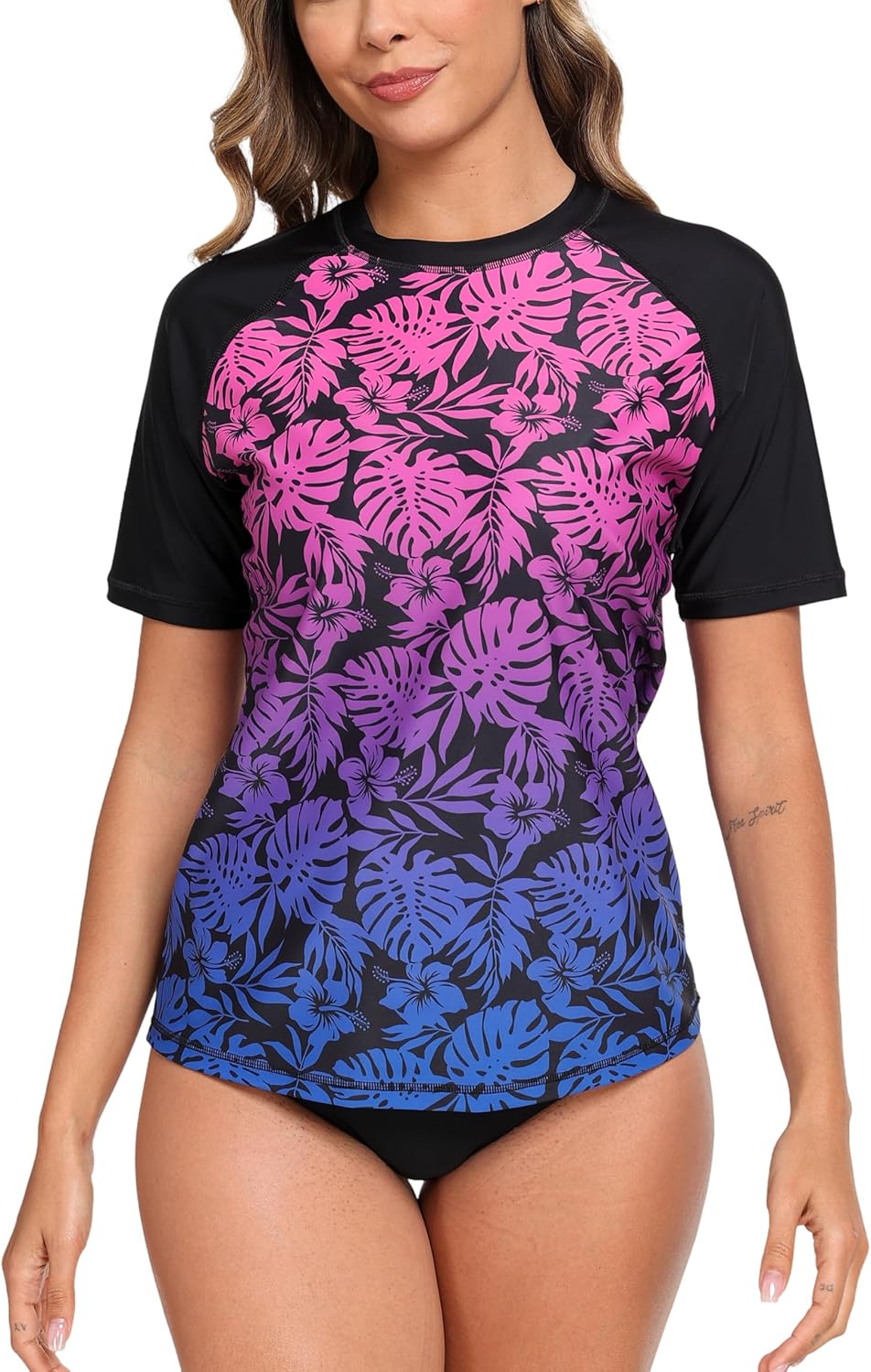 Halcurt Women's Short Sleeve Rash Guard Swimsuit Top with Built in Bra Swim Shirt UPF50+ Quick Dry Bathing Suit