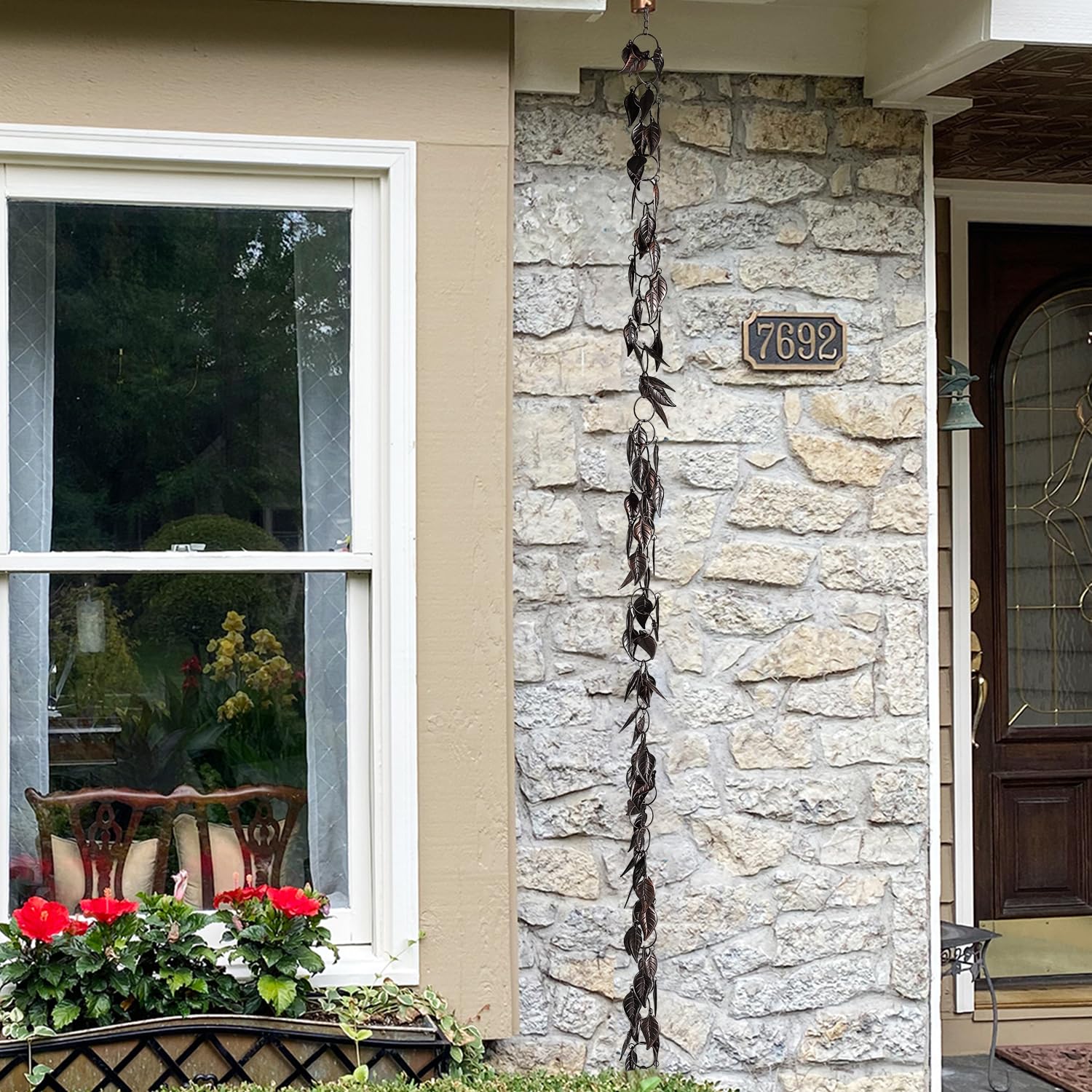 Catena per Pioggia da 2,5 m, con Foglie per grondaie e pluviali, Catene Decorative per Esterni, in Metallo, per grondaie, per Decorare la casa e Il Giardino, Rame Anticato