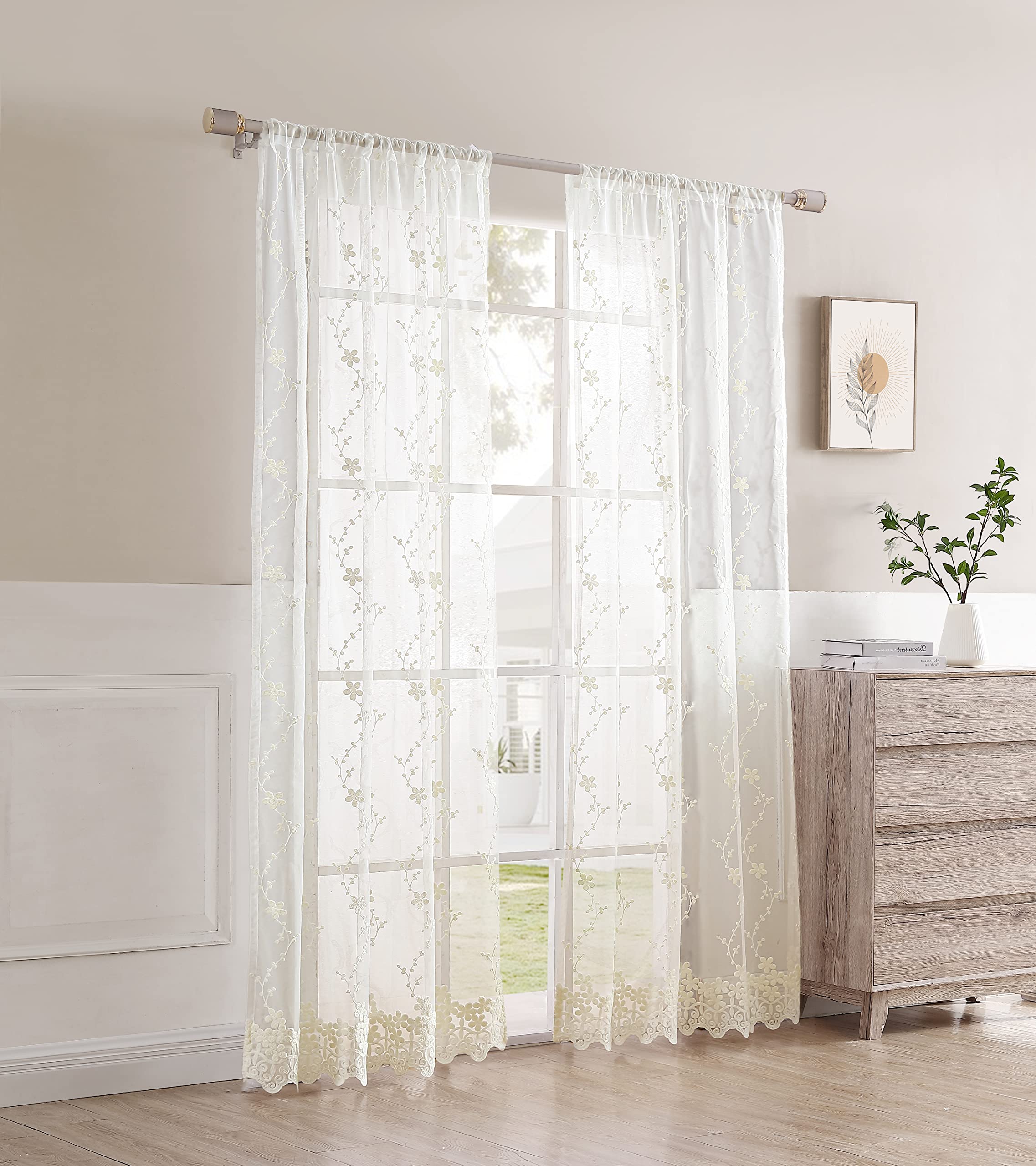 Laura Ashley Melody Vine Lot de 2 Rideaux Transparents avec Passe-Tringle, Chaque Panneau Mesure 137,2 cm de Large x 243,8 cm de Long, Ivoire