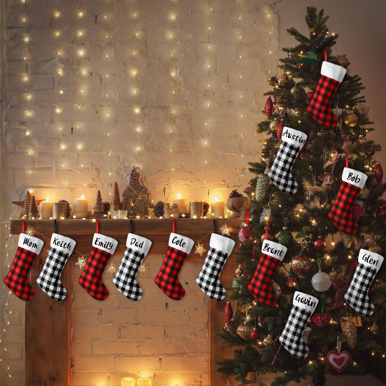 Tatuo Lot de 12 chaussettes de Noël en toile de jute de 43,2 cm, décorations de Noël à suspendre avec 4 feuilles d'autocollants en vinyle avec lettres noires (noir, rouge, noir et blanc)