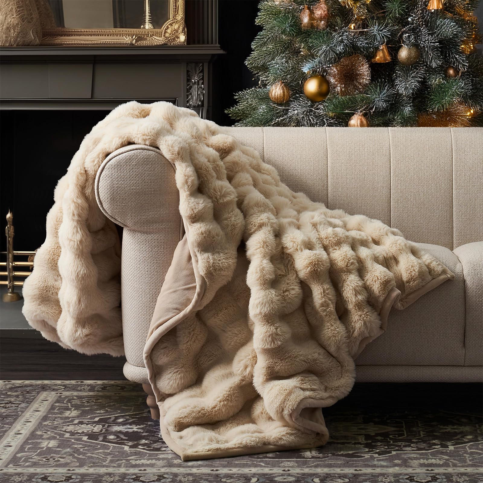 EverGrace Ultra Soft Luxury Fluffy Faux Rabbit Fur Throw Blanket, Thick Warm Bubble Throw for Bed, Cozy Plush Reversible Blankets for Couch, Chair, Sofa, Cream, 50x60 Inches