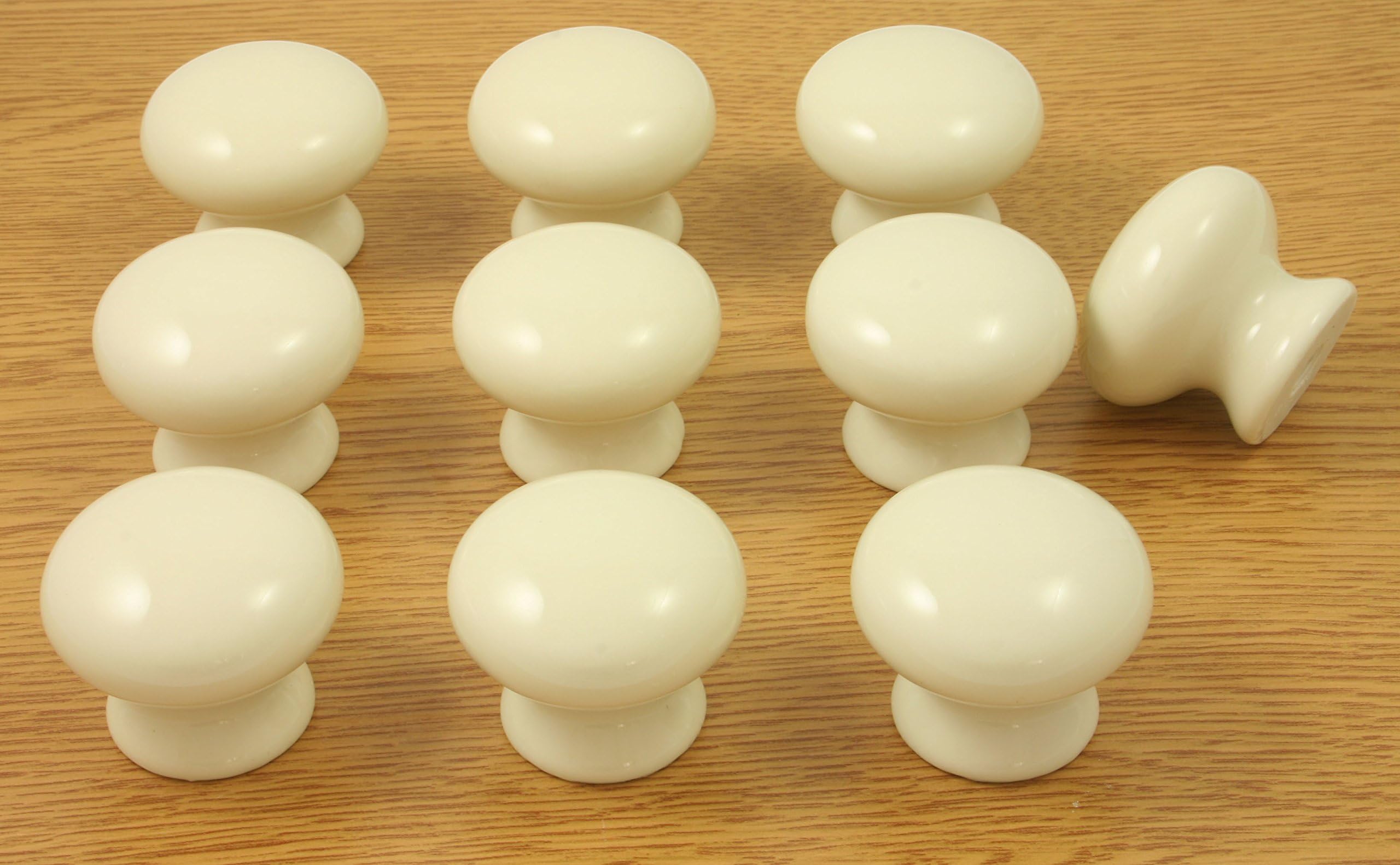 Furnitec 10 x Cream Ceramic/Porcelain Kitchen or Cupboard knobs 39mm Diameter