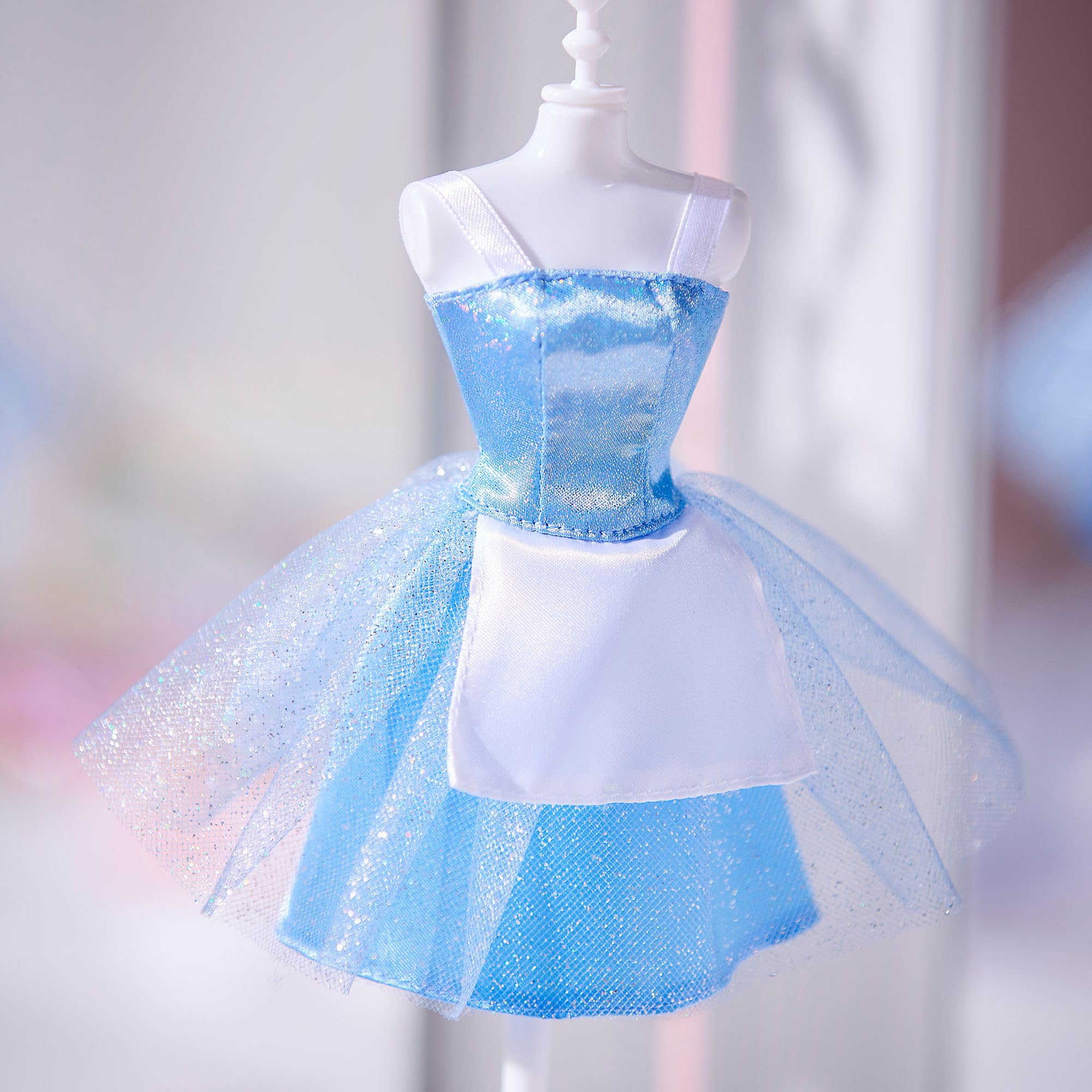 Disney Store Official - Die Schöne und das Biest - Belle - Disney Prinzessinnen Ballettpuppe - Ballet Doll Kollektion - 30 cm/12" - Ab 3 Jahren - 4