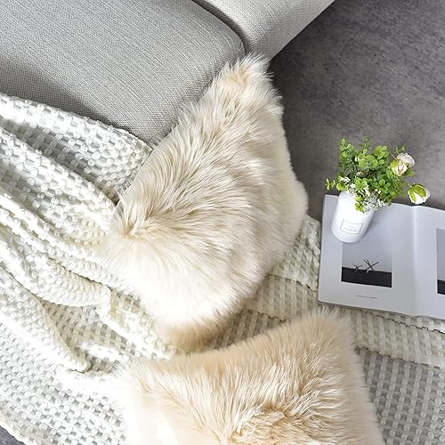 Miniatura 6 de Foindtower Paquete de 2 fundas de cojín cuadradas de piel sintética de Mongolia, nueva serie de lujo, estilo merino para sala de estar, sofá,