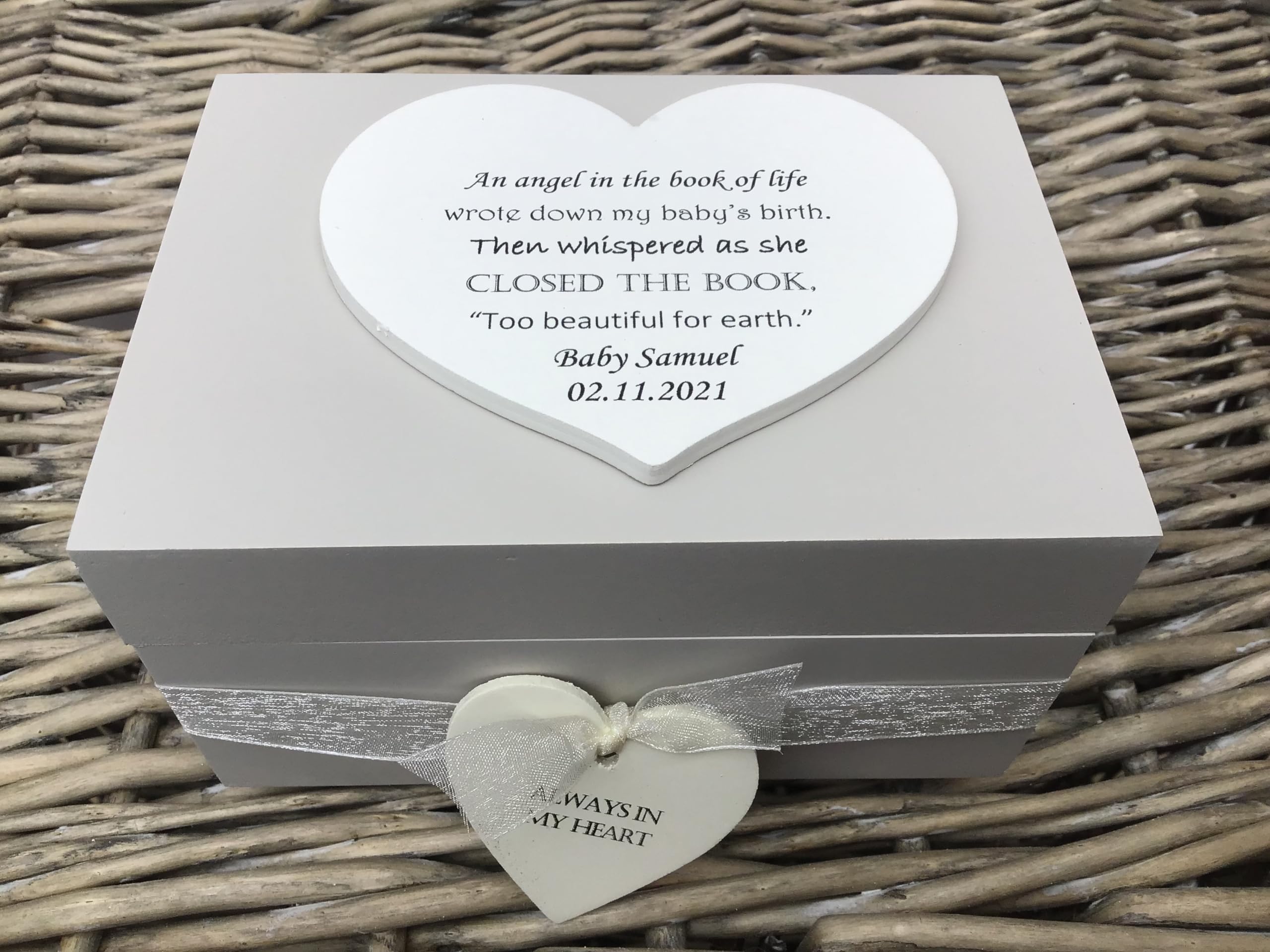 PERSONALISED Loss of a BABY ~ Newborn ~ Child ~ miscarriage ~ Stillborn. Special Memory Box, BEREAVEMENT in memory of ANY NAME Sentimental gift Personalised Keepsake Memory Box