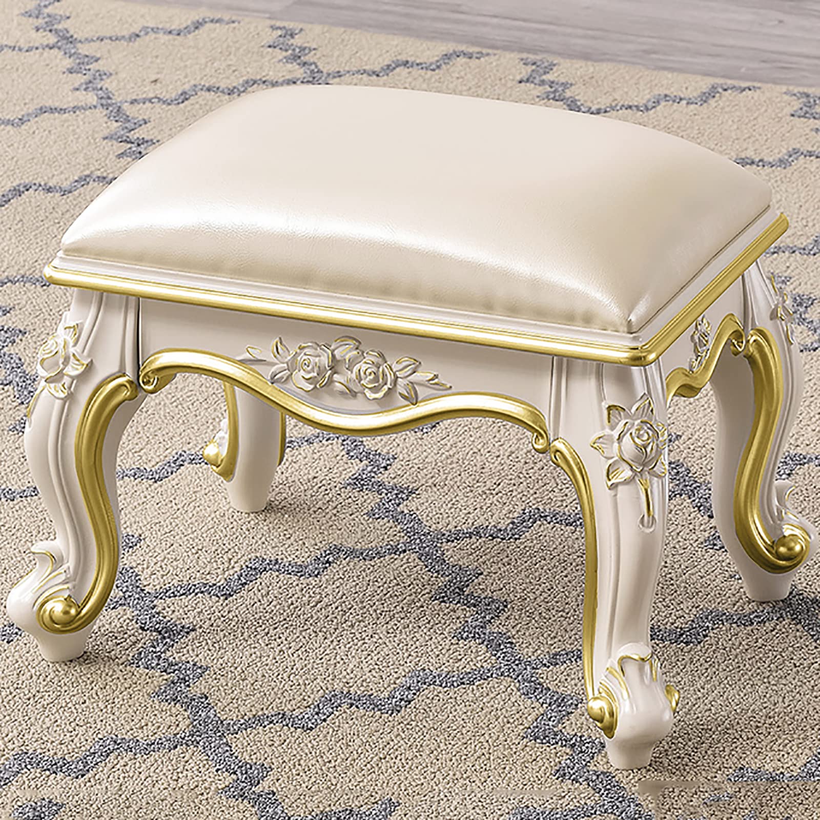 Repose-Pieds de Luxe en cuir sculpté main pour un salon chic et raffiné